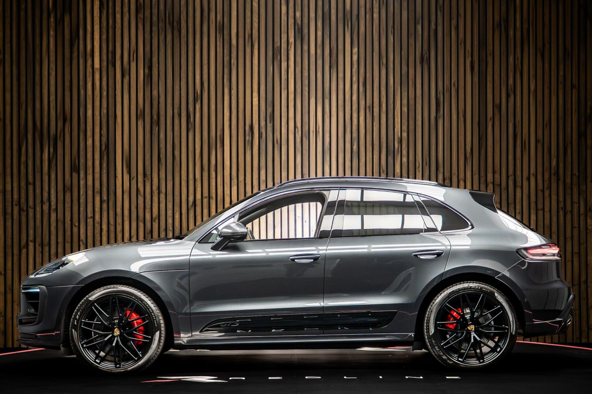 PORSCHE MACAN ESTATE GTS 5dr PDK for sale UK - Slide 7