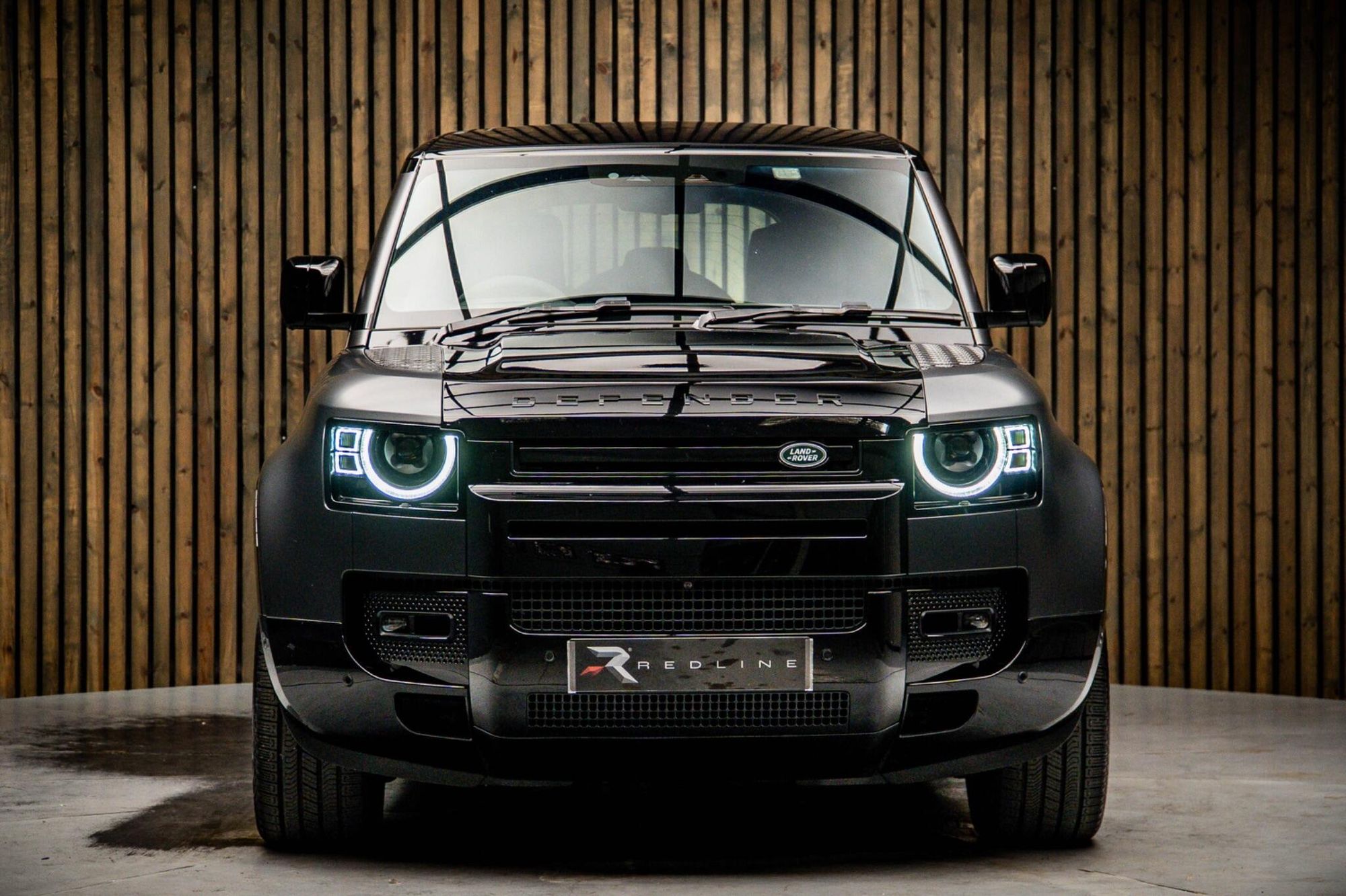 LAND ROVER DEFENDER ESTATE SPECIAL EDITIONS 5.0 P525 V8 Carpathian Edition 110 5dr Auto for sale UK - Slide 5