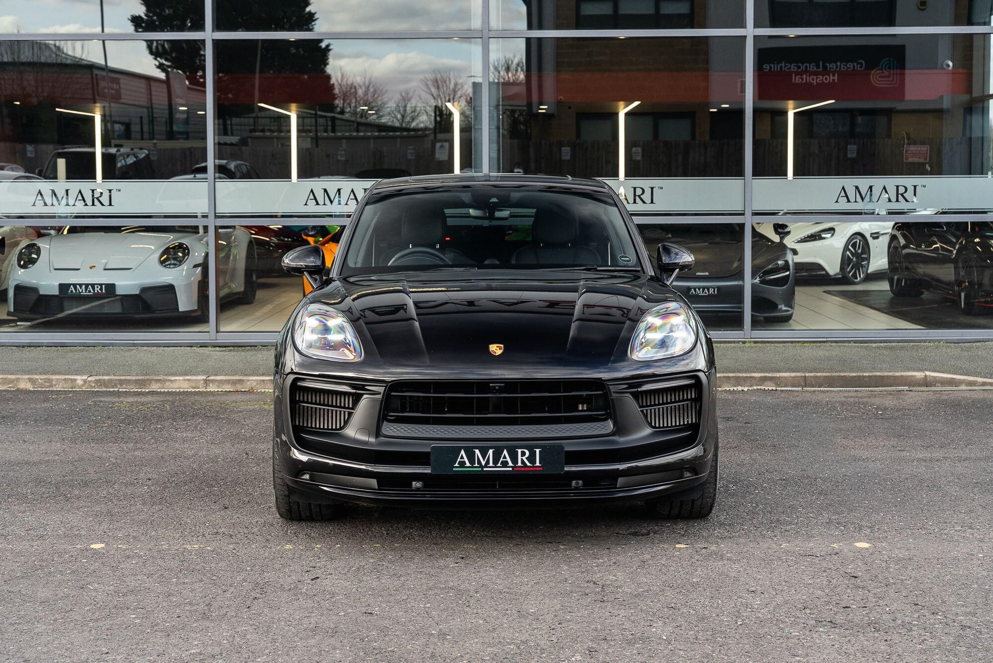 PORSCHE MACAN ESTATE GTS 5dr PDK for sale UK - Slide 8