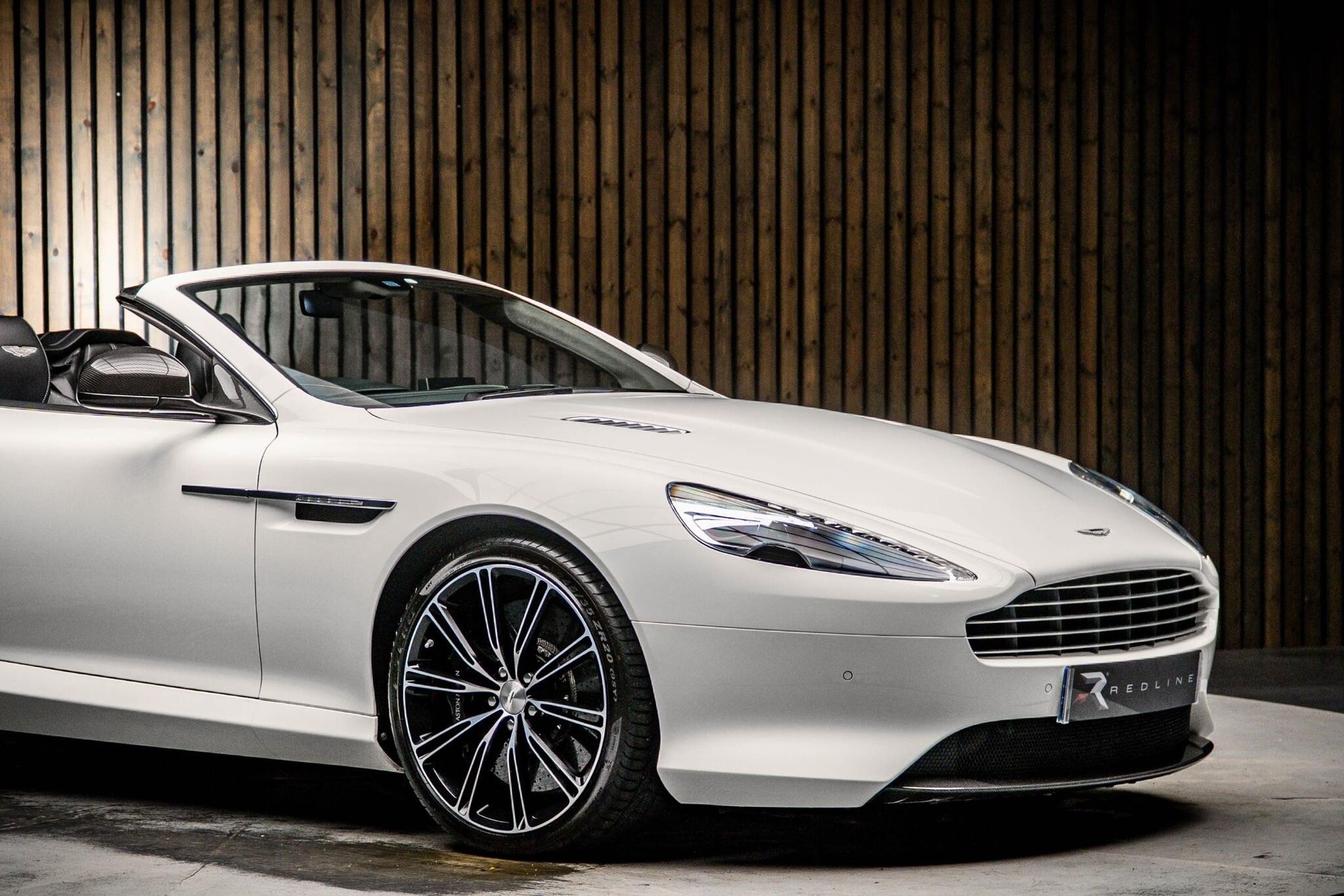 ASTON MARTIN DB9 CONVERTIBLE V12 GT 2dr Volante Touchtronic Auto for sale UK - Slide 10