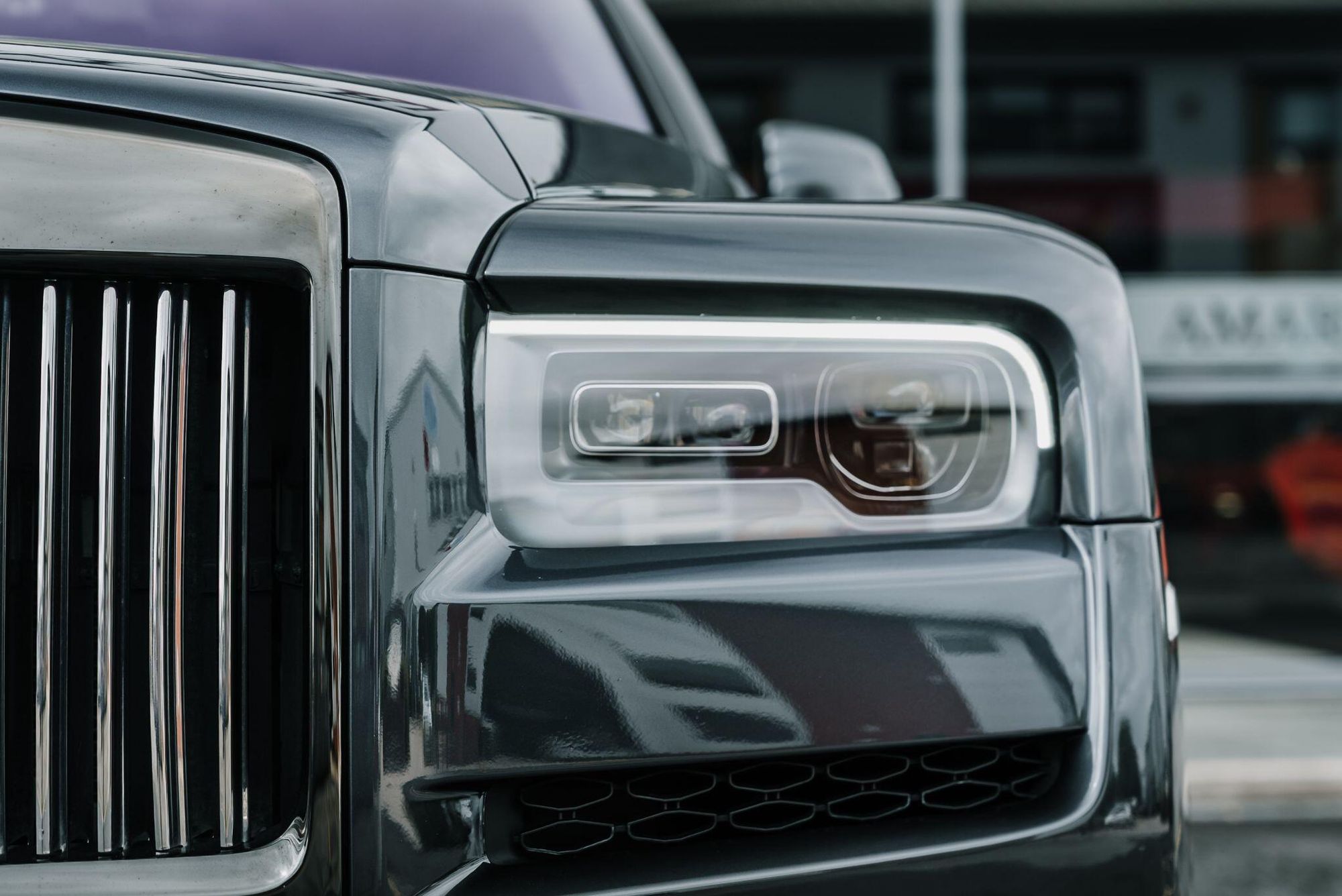 ROLLS-ROYCE CULLINAN ESTATE Black Badge 5dr Auto for sale UK - Slide 7