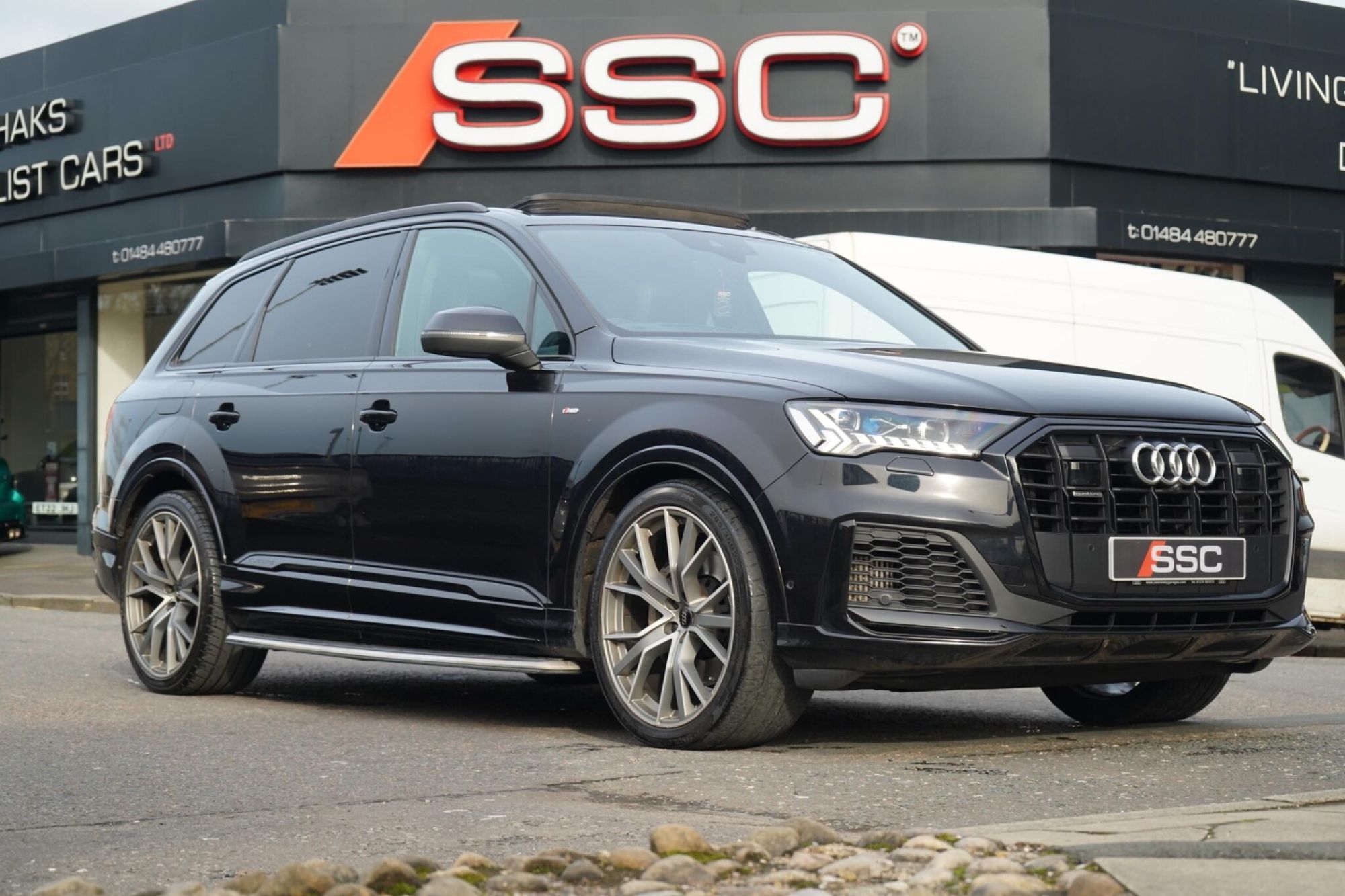 AUDI Q7 ESTATE 55 TFSI Quattro Vorsprung 5dr Tiptronic for sale UK - Slide 5