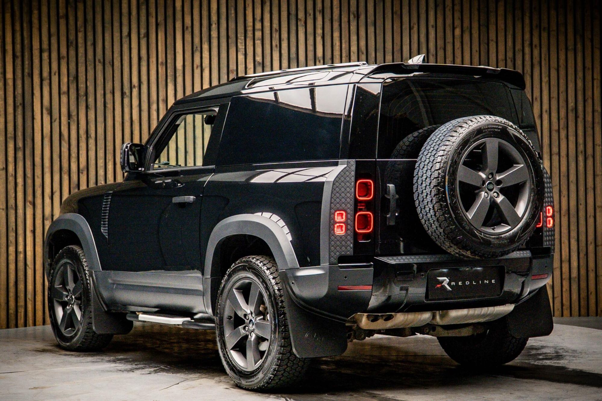 LAND ROVER DEFENDER 90 DIESEL 3.0 D250 Hard Top Auto for sale UK - Slide 3