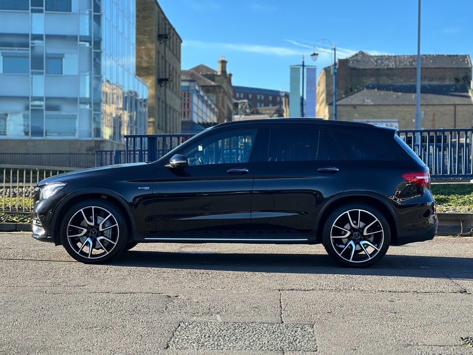 MERCEDES-BENZ GLC AMG ESTATE GLC 43 4Matic Premium Plus 5dr 9G-Tronic for sale UK - Slide 8