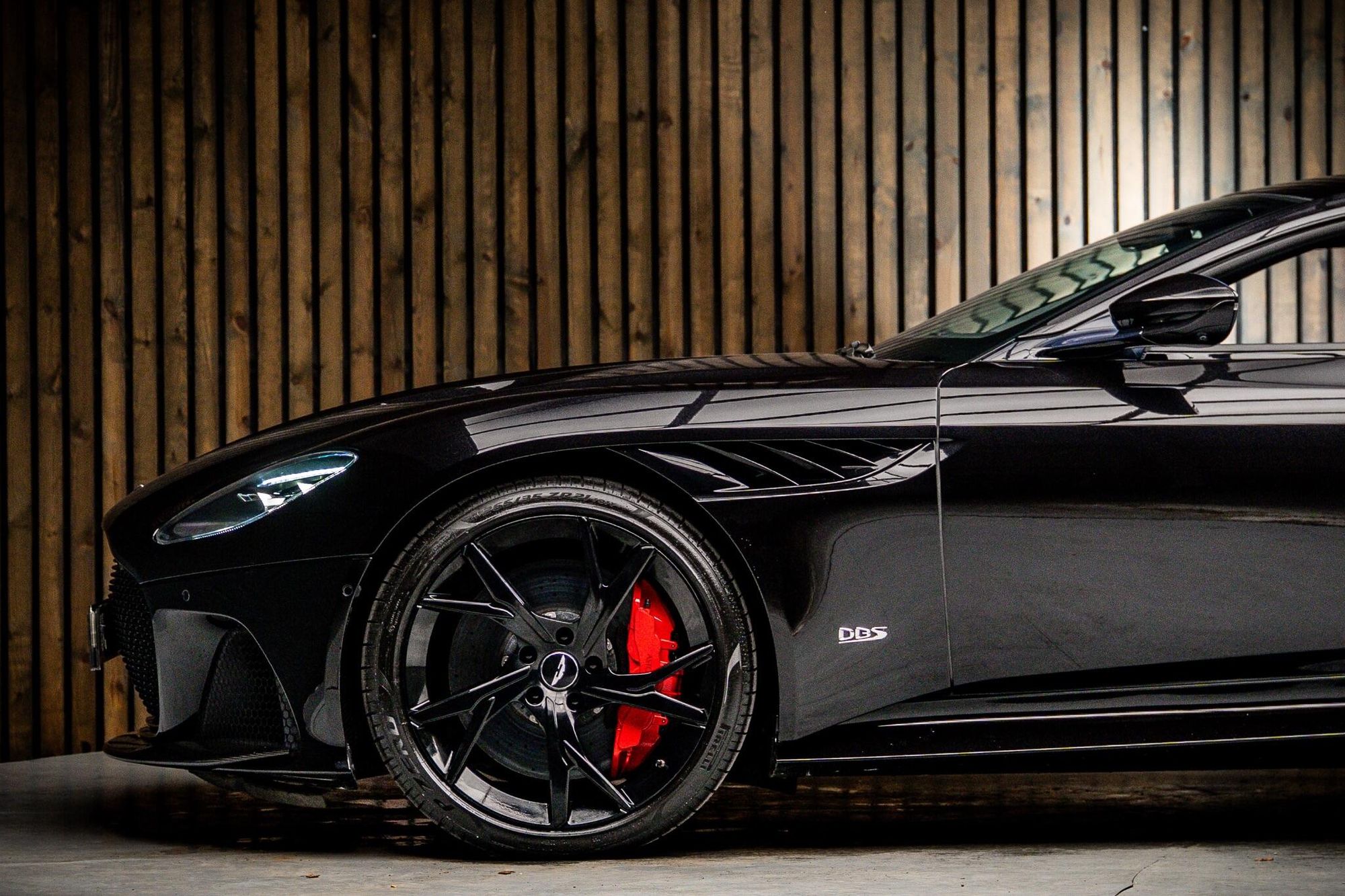 ASTON MARTIN DBS COUPE V12 Superleggera 2dr Touchtronic Auto for sale UK - Slide 9