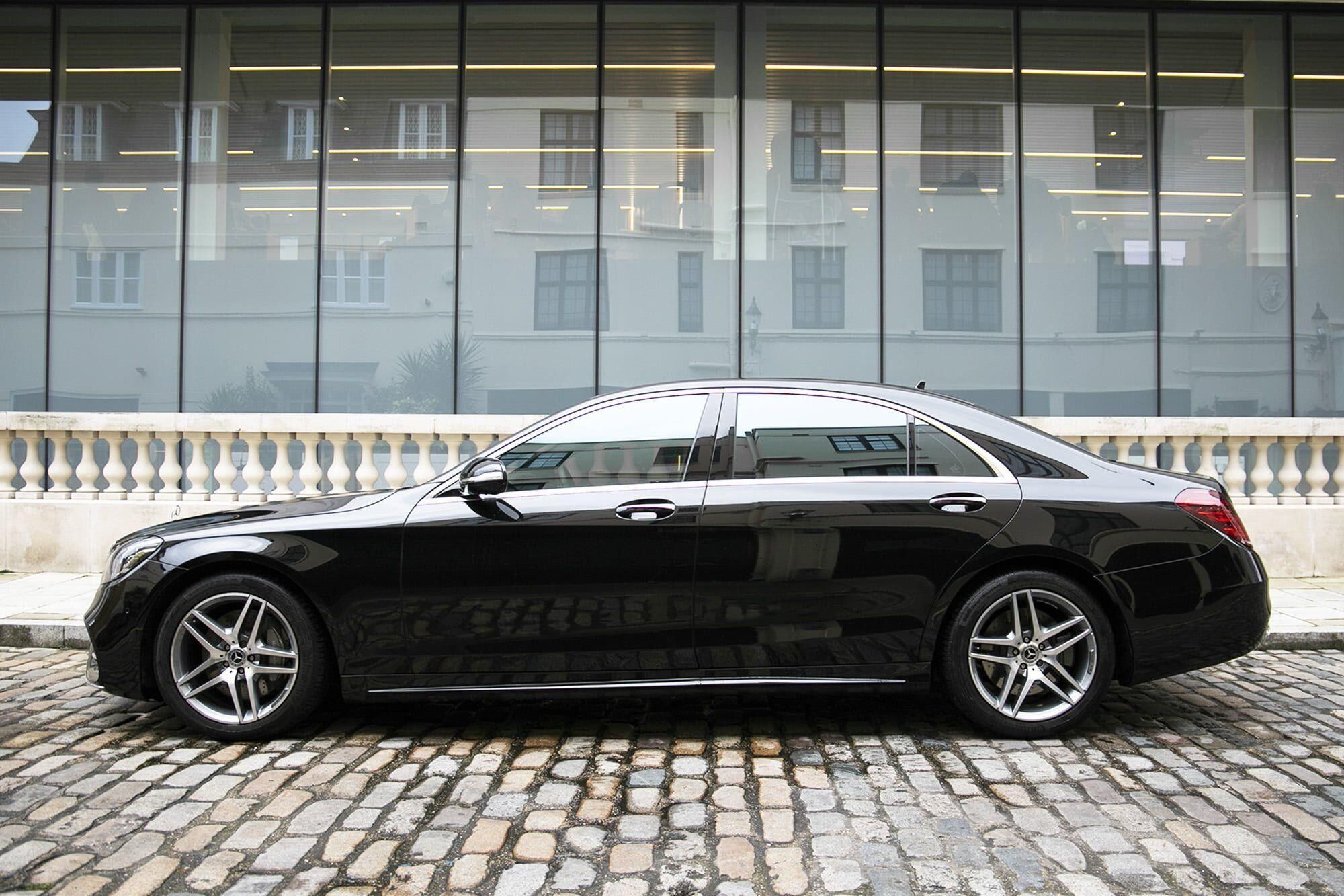 MERCEDES-BENZ S CLASS SALOON S500L AMG Line Premium Plus 4dr 9G-Tronic for sale UK - Slide 9
