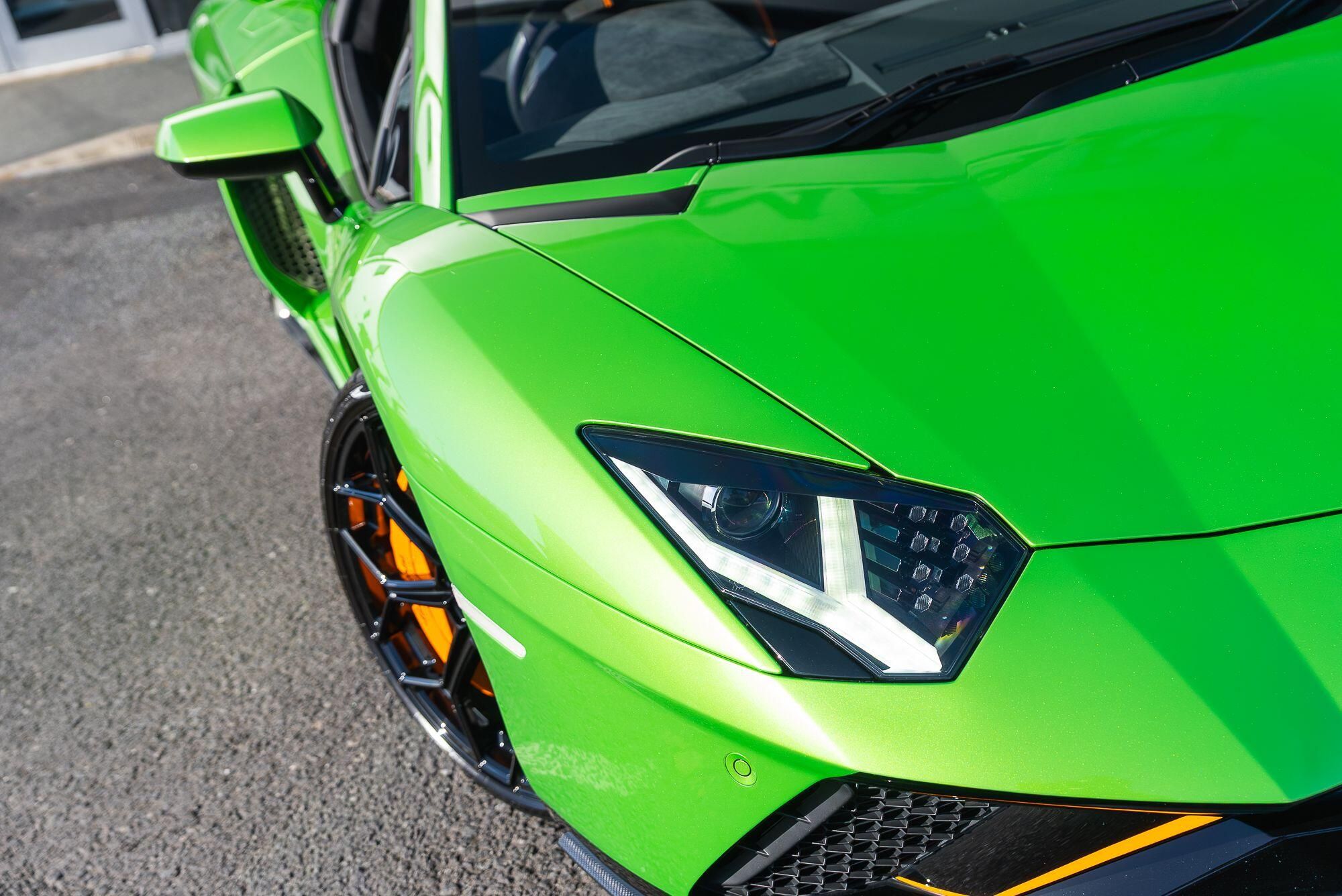 LAMBORGHINI AVENTADOR COUPE LP 780-4 Ultimae 2dr ISR for sale UK - Slide 9