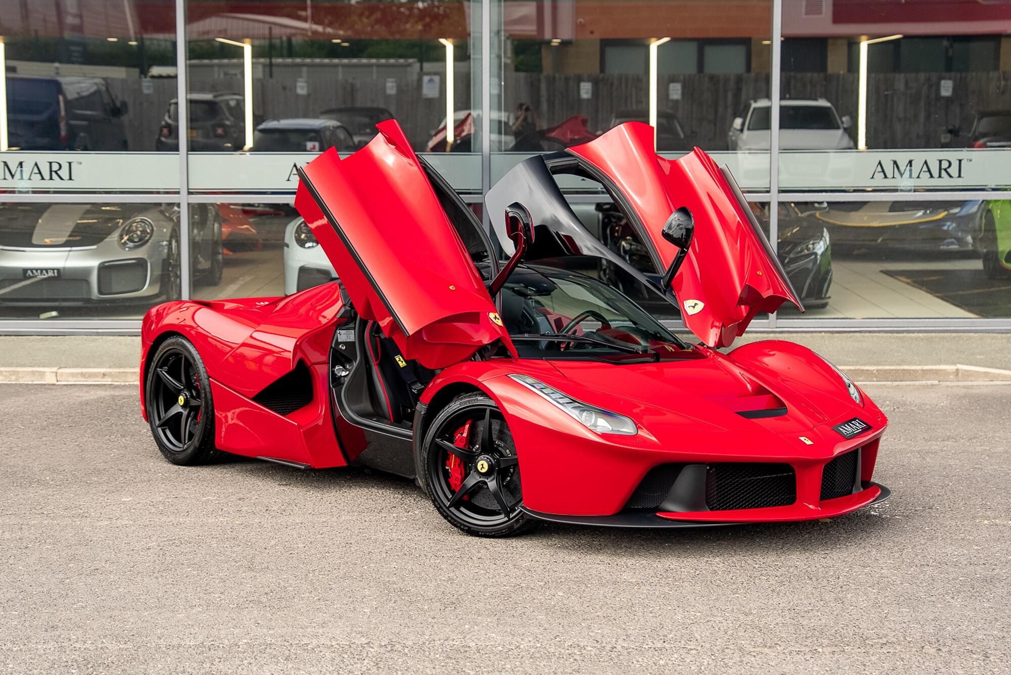 FERRARI LAFERRARI for sale UK - Slide 6
