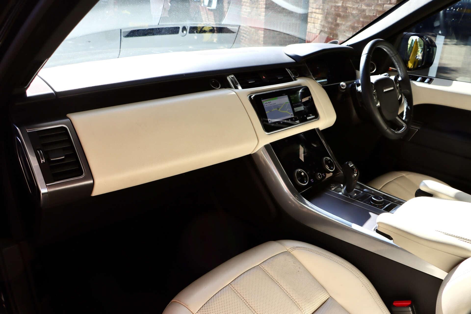 LAND ROVER RANGE ROVER SPORT ESTATE 3.0 P400 HSE 5dr Auto for sale UK - Slide 8