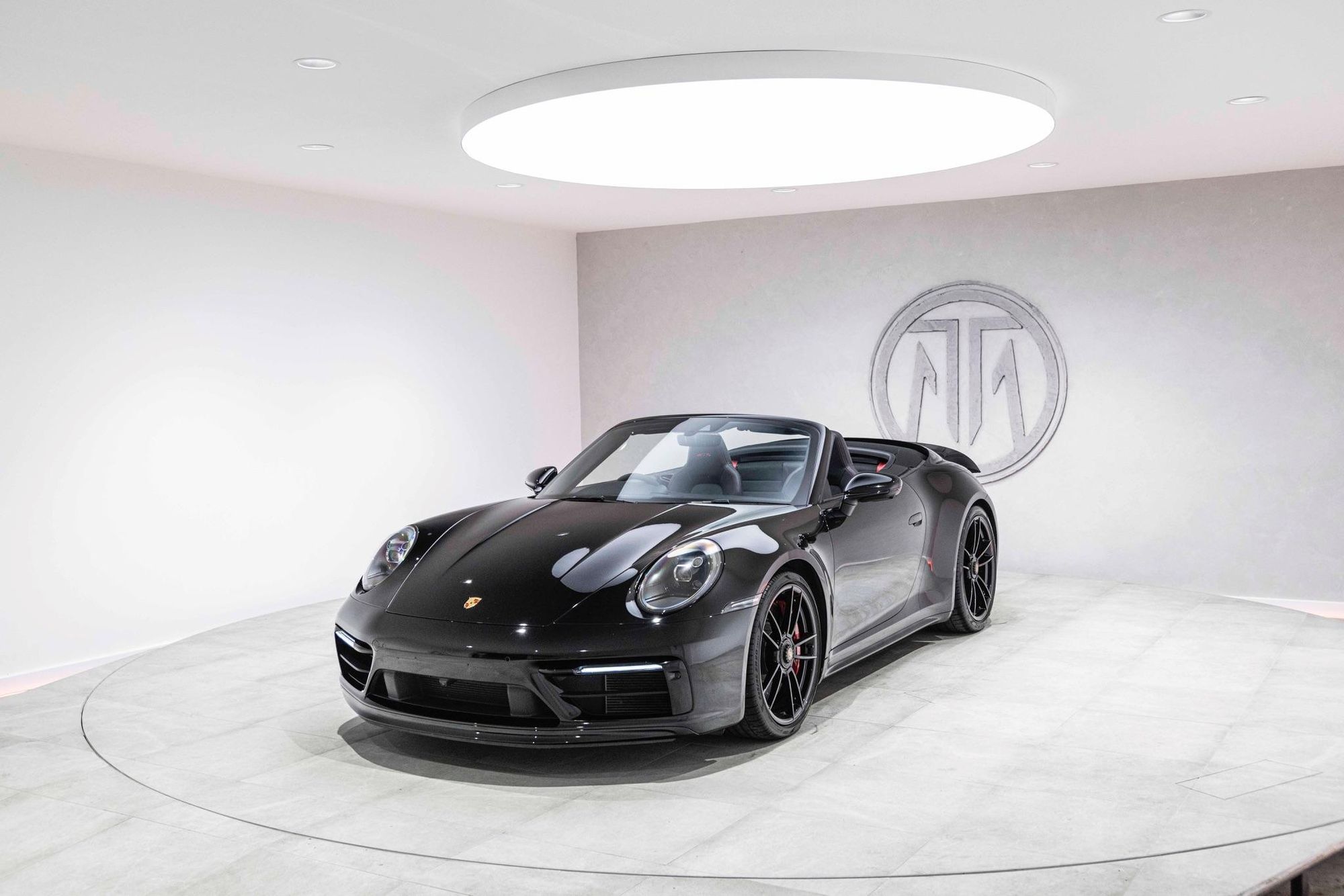 PORSCHE 911 [992] CARRERA 4 CABRIOLET GTS 2dr PDK for sale UK - Slide 8