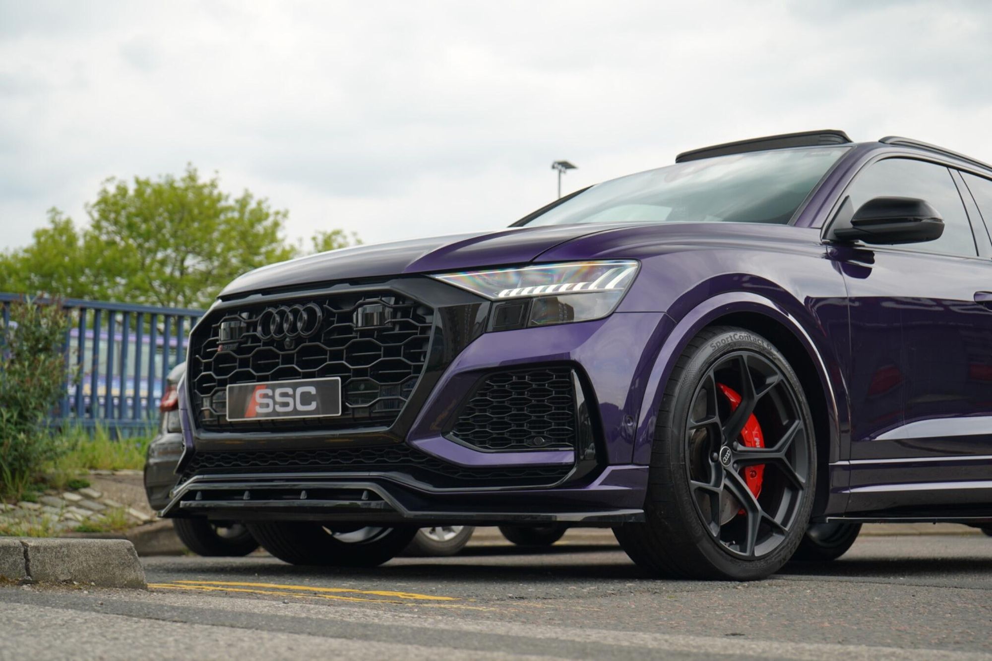 AUDI Q8 ESTATE SQ8 TFSI Quattro Vorsprung 5dr Tiptronic for sale UK - Slide 7