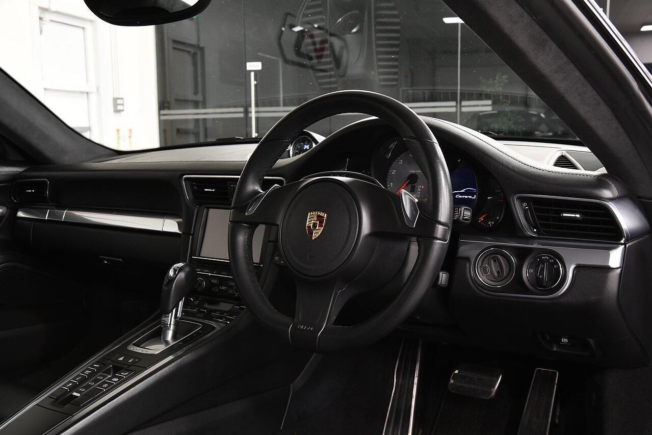 PORSCHE 911 [991] CARRERA COUPE S 2dr PDK for sale UK - Slide 5