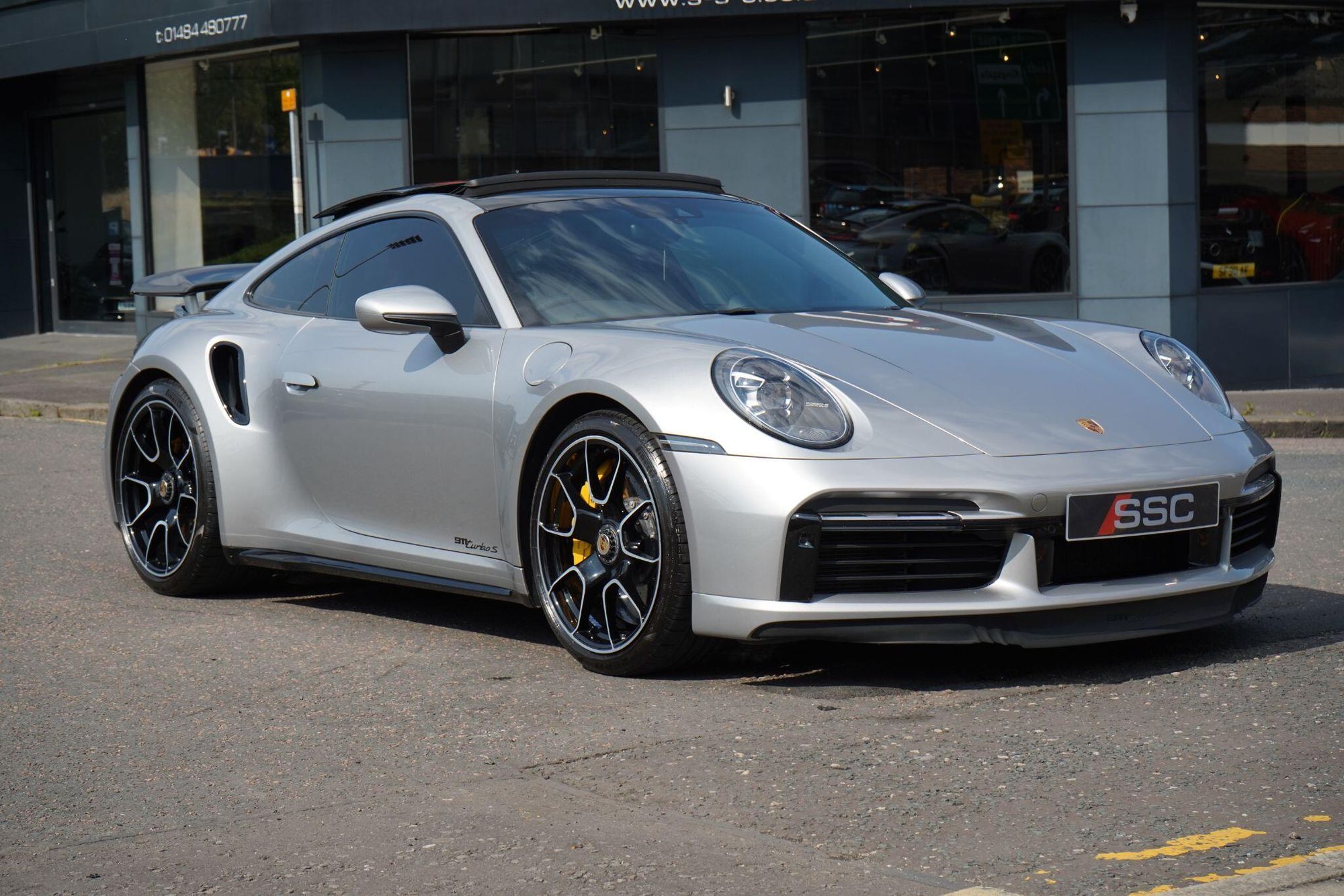 PORSCHE 911 [992] TURBO COUPE S 2dr PDK for sale UK - Slide 4