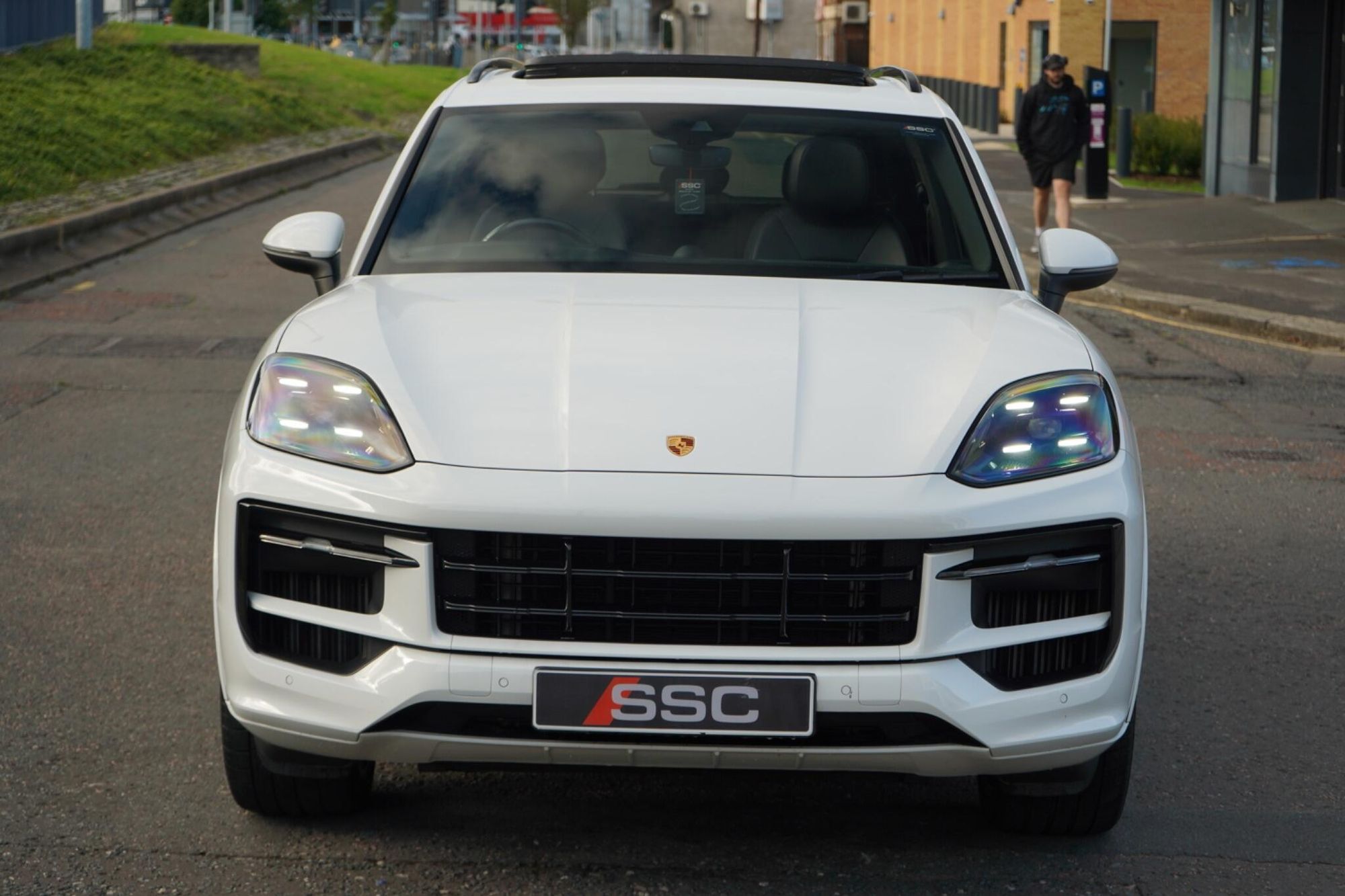 Porsche Cayenne 3.0 V6 Black Edition Tiptronic S 5 Door Auto for sale UK - Slide 6