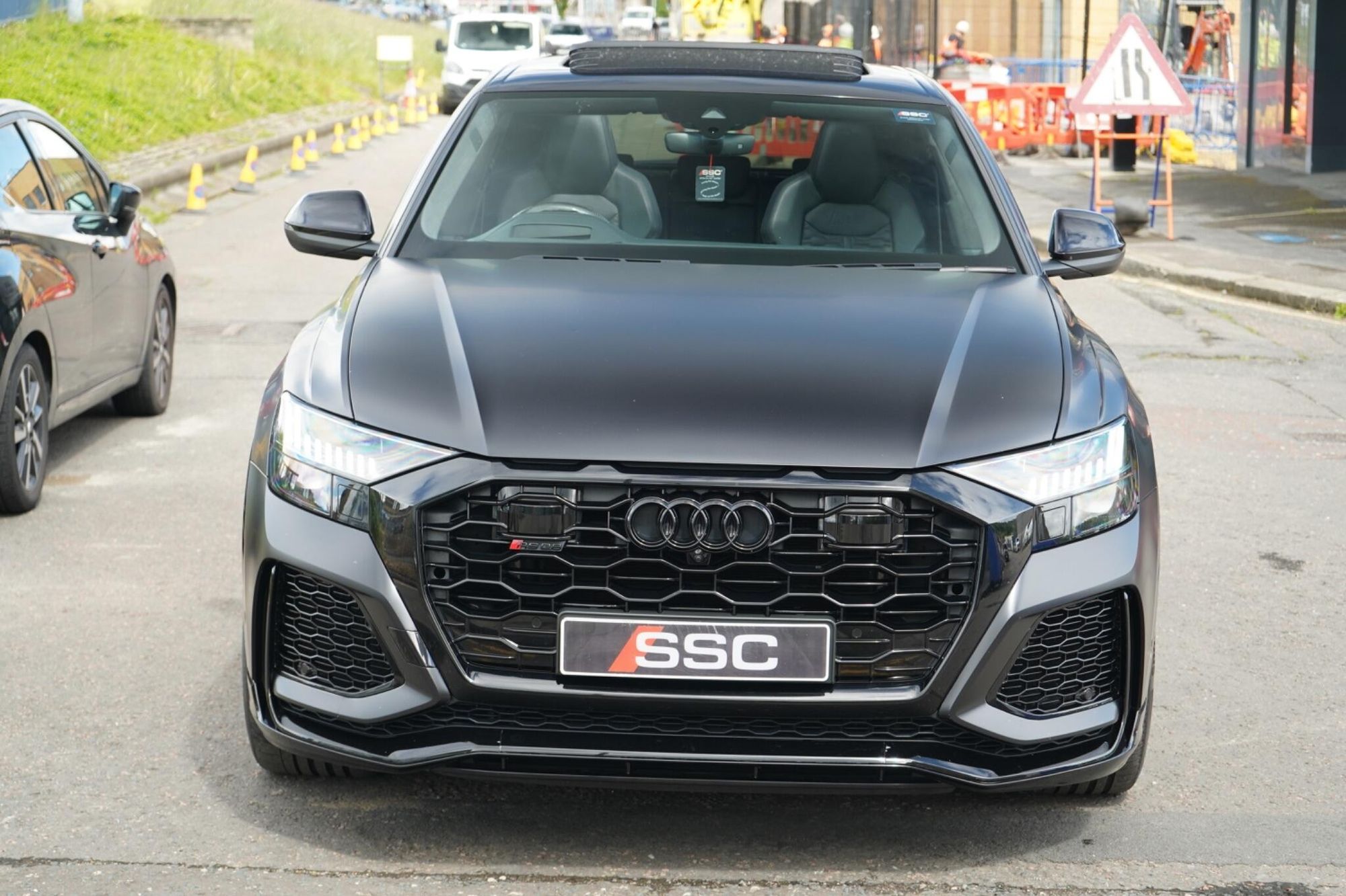 AUDI Q8 ESTATE SQ8 TFSI Quattro Vorsprung 5dr Tiptronic for sale UK - Slide 6