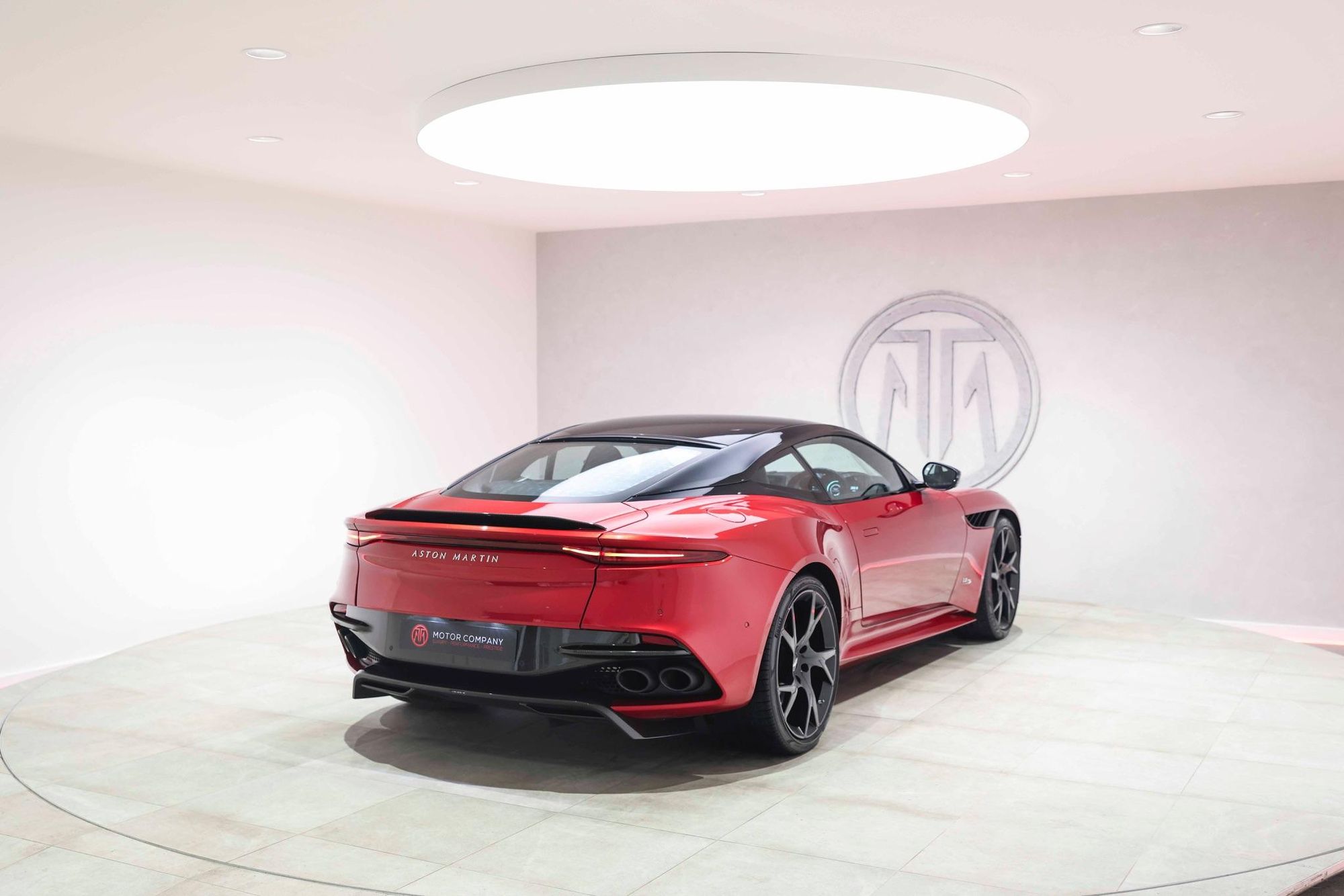 ASTON MARTIN DBS COUPE V12 Superleggera 2dr Touchtronic Auto for sale UK - Slide 9