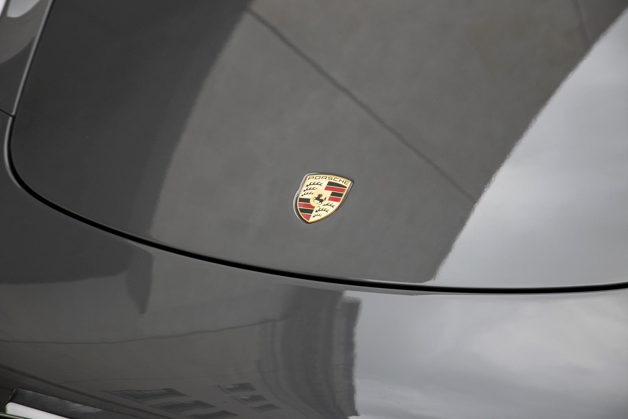 PORSCHE 911 [991] CARRERA COUPE SPECIAL EDITIONS 50th Anniversary 2dr PDK for sale UK - Slide 2