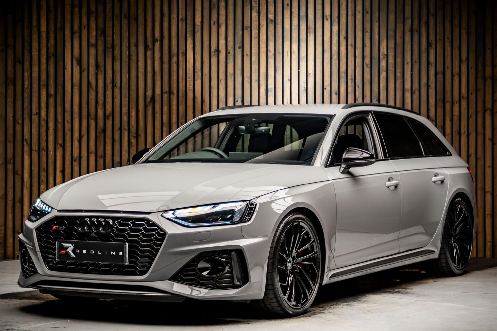 AUDI RS4 RS 4 AVANT RS 4 TFSI Quattro Carbon Black 5dr Tiptronic for sale UK - Slide 8