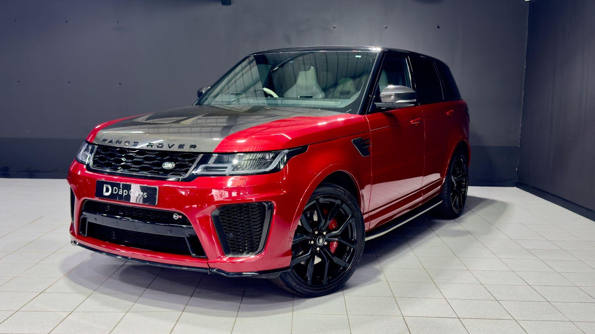 LAND ROVER RANGE ROVER SPORT ESTATE 5.0 P575 S/C SVR Carbon Edition 5dr Auto for sale UK - Slide 3