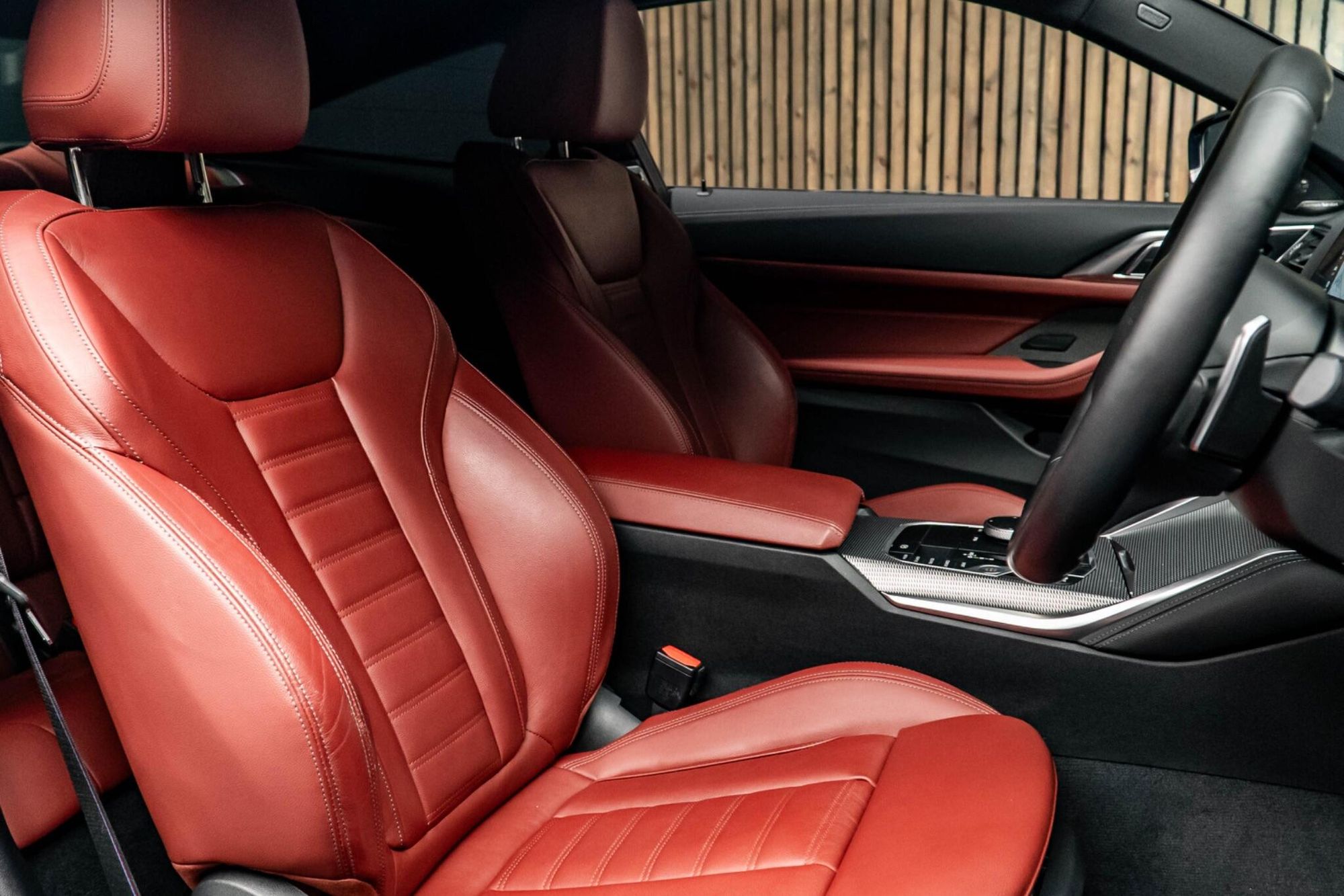 BMW 4 SERIES DIESEL COUPE 420d xDrive MHT M Sport 2dr Step Auto for sale UK - Slide 2