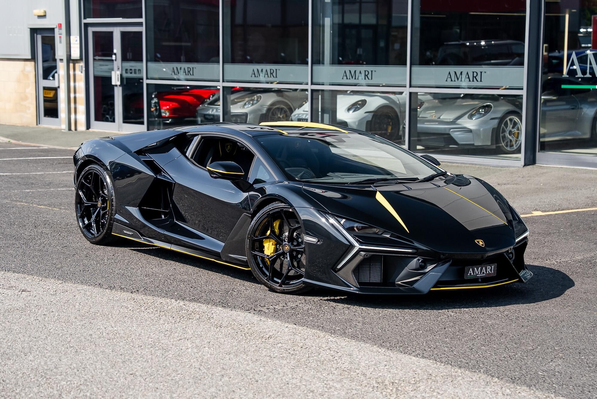 LAMBORGHINI REVUELTO COUPE 6.5 V12 1015 PHEV 2dr DCT for sale UK - Slide 10