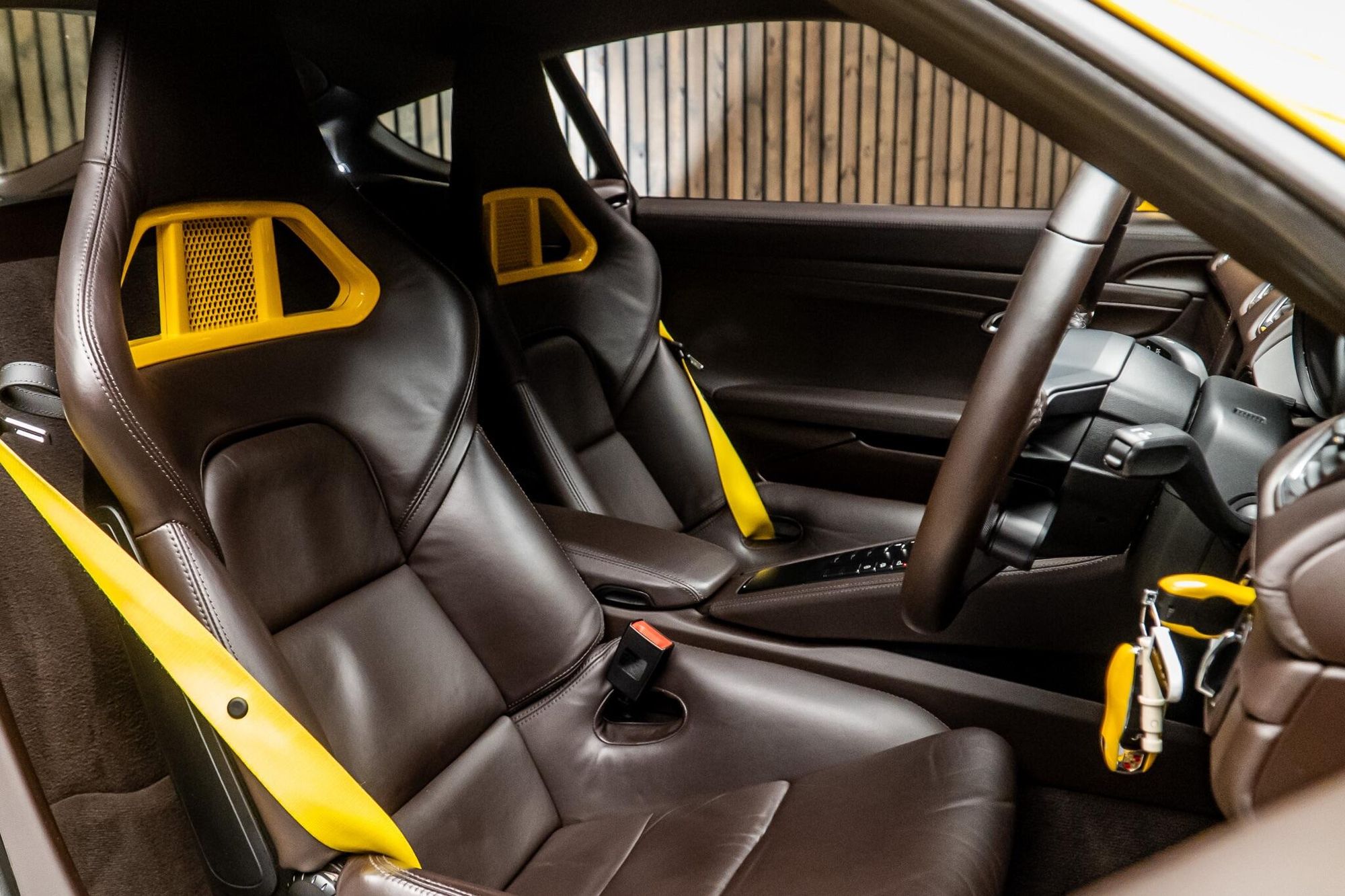 PORSCHE CAYMAN 718 COUPE 2.5 S 2dr for sale UK - Slide 2