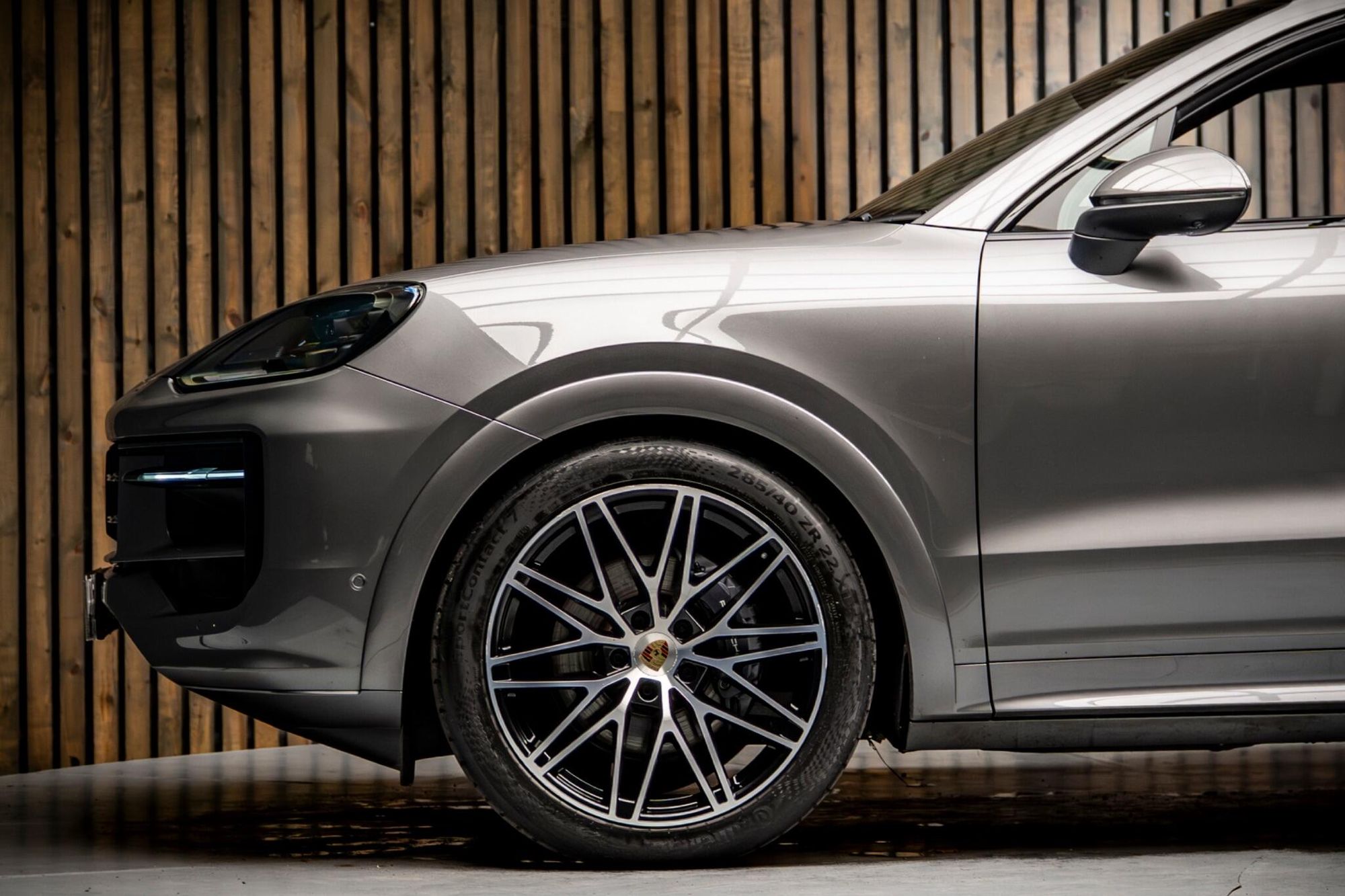 Porsche Cayenne Coupe 3.0 V6 Black Edition 353 Tiptronic S 5 Door Auto for sale UK - Slide 9