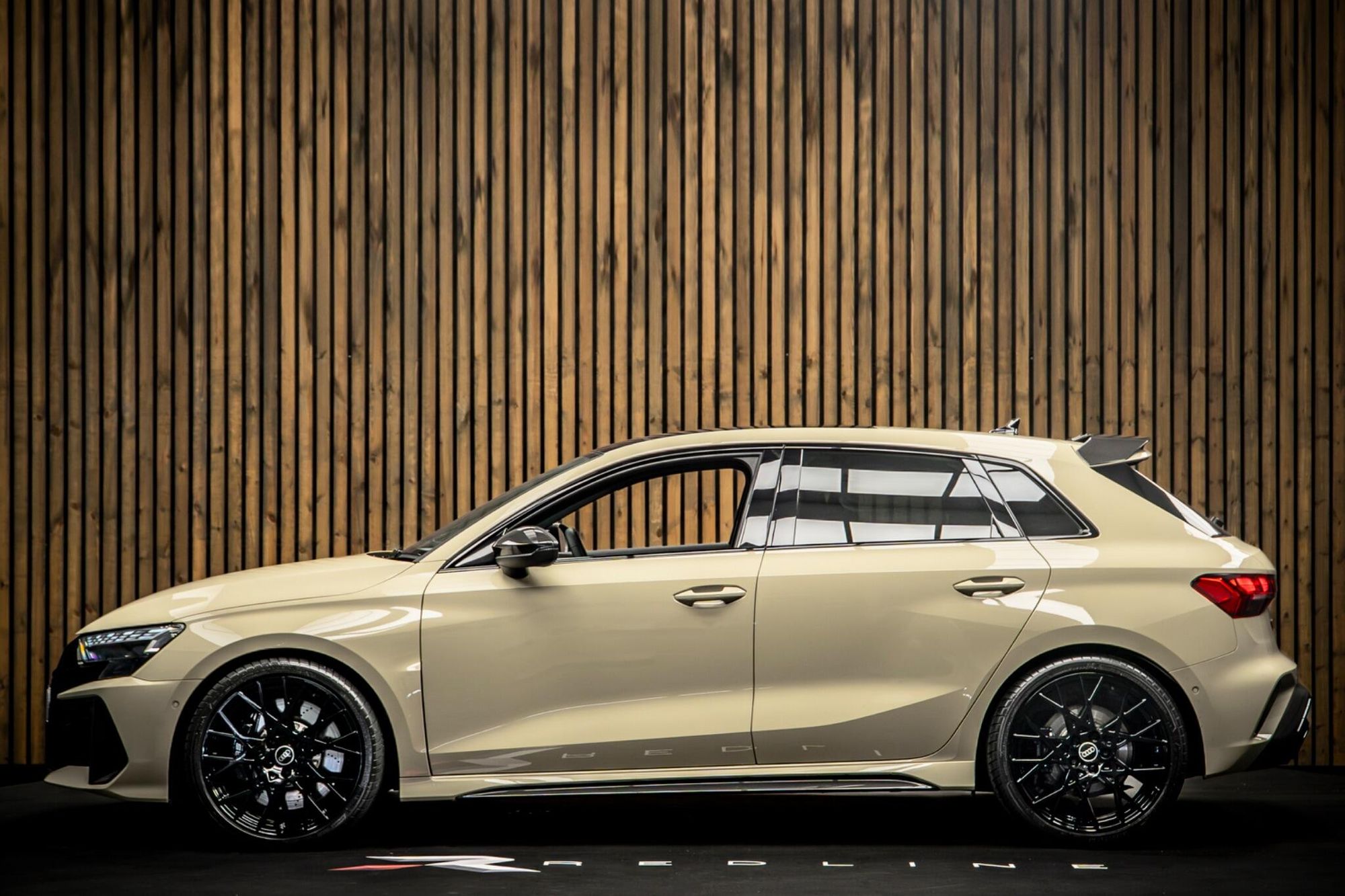 AUDI RS3 RS 3 SPORTBACK RS 3 TFSI Quattro Carbon Vorsprung 5dr S Tronic for sale UK - Slide 7