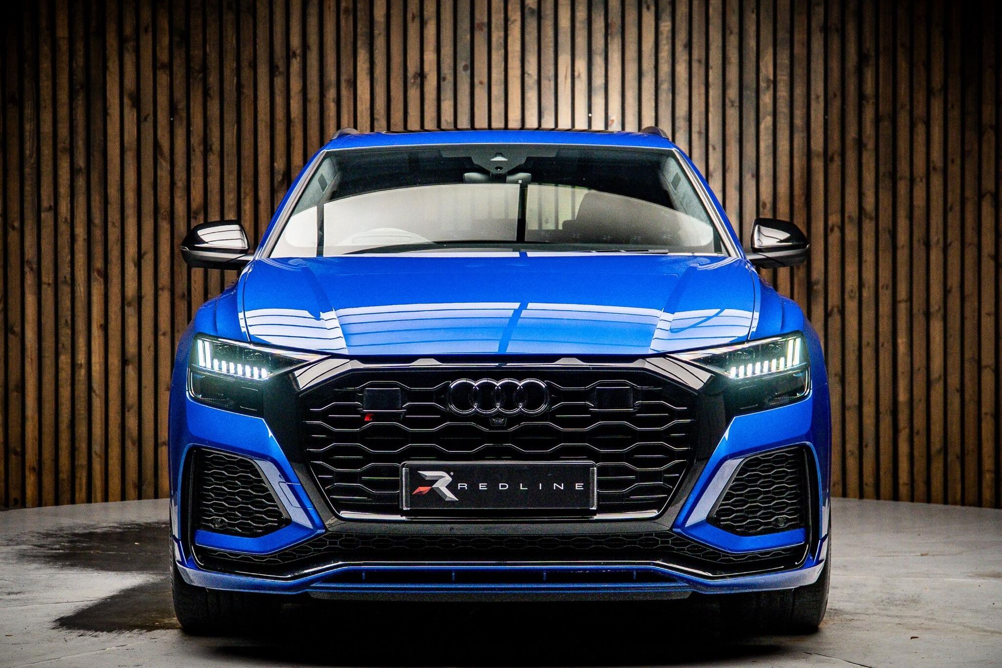 AUDI Q8 ESTATE SQ8 TFSI Quattro Vorsprung 5dr Tiptronic for sale UK - Slide 5