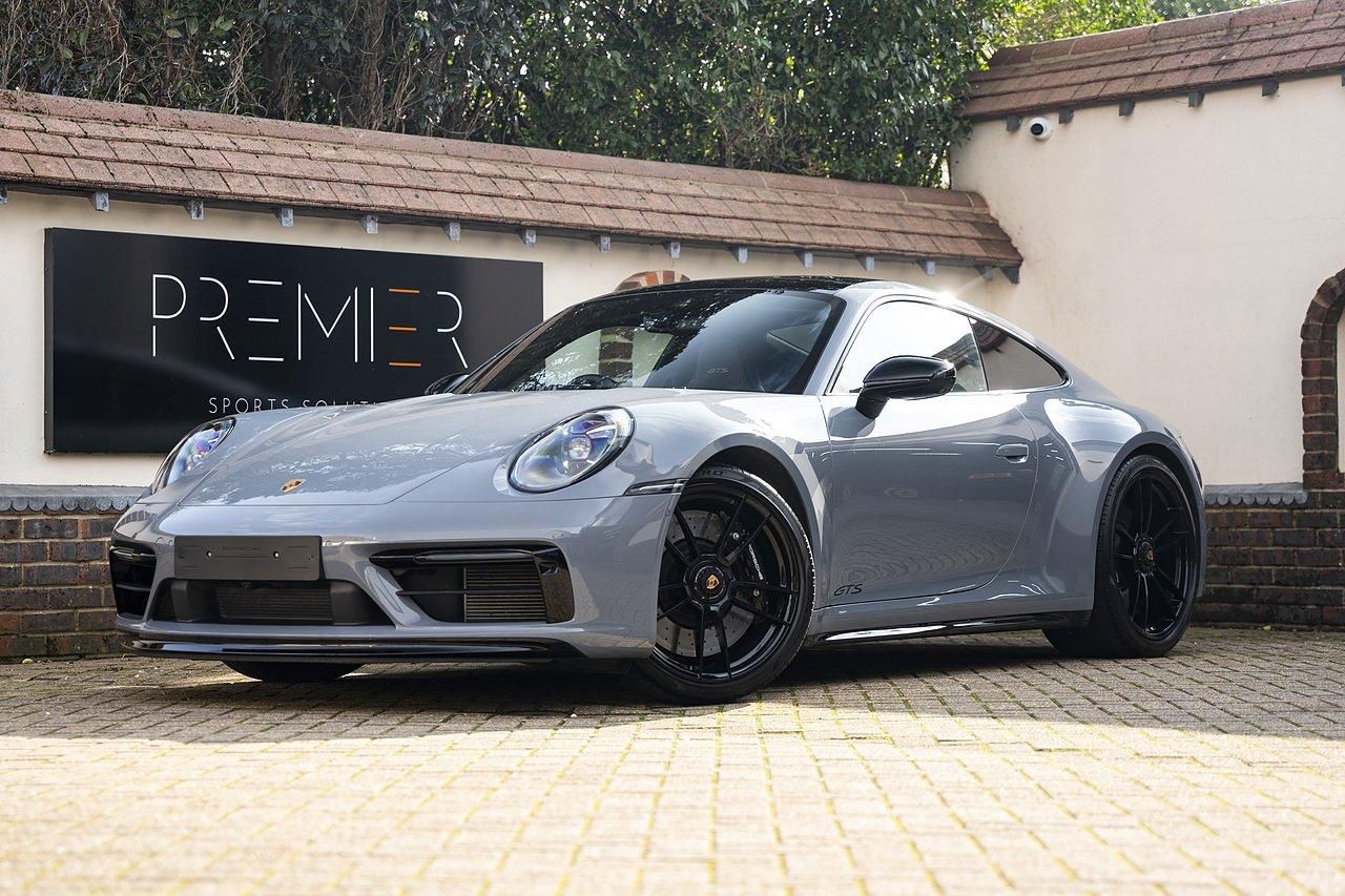 PORSCHE 911 [992] CARRERA 4 COUPE GTS 2dr PDK