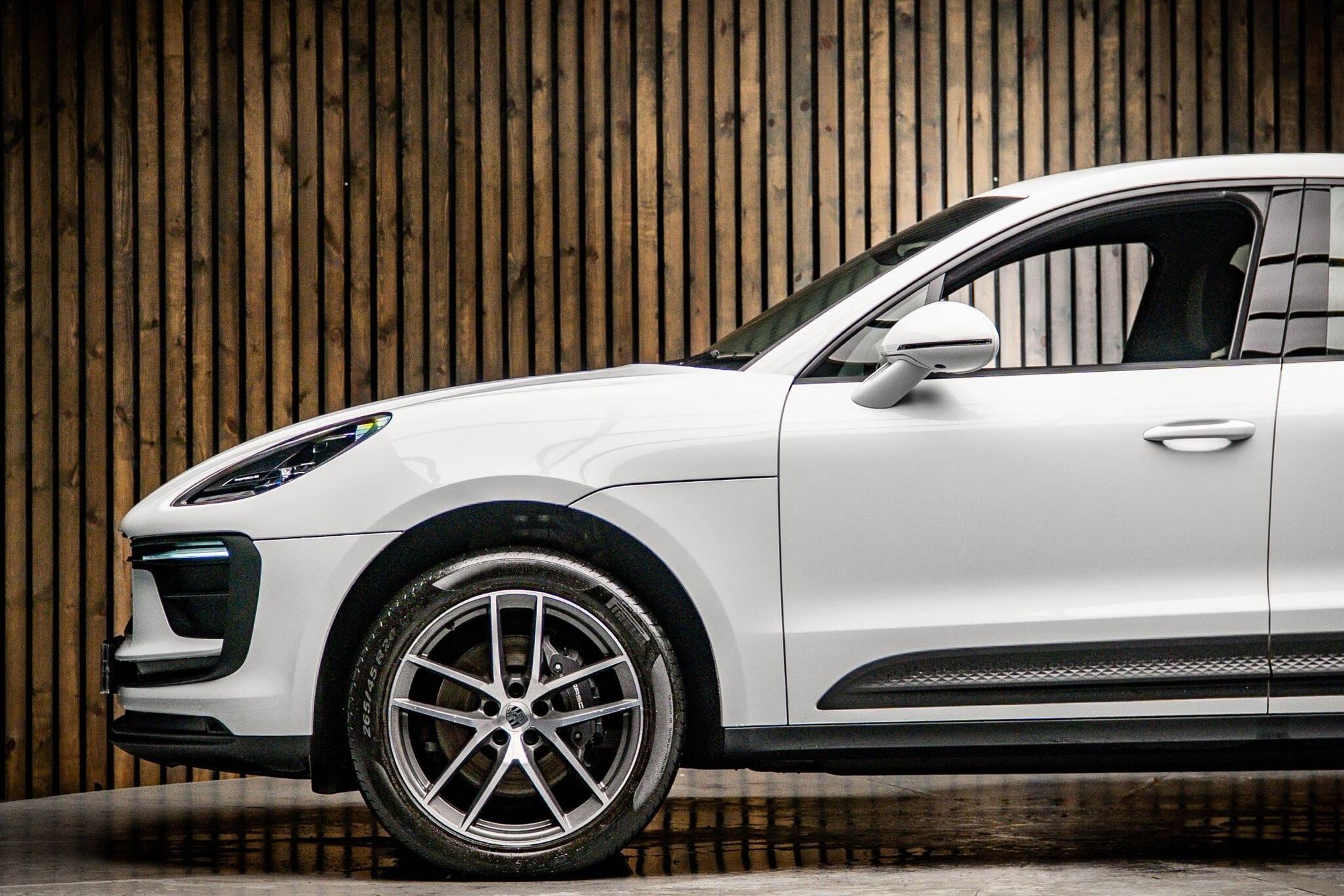 PORSCHE MACAN ESTATE 5dr PDK for sale UK - Slide 9