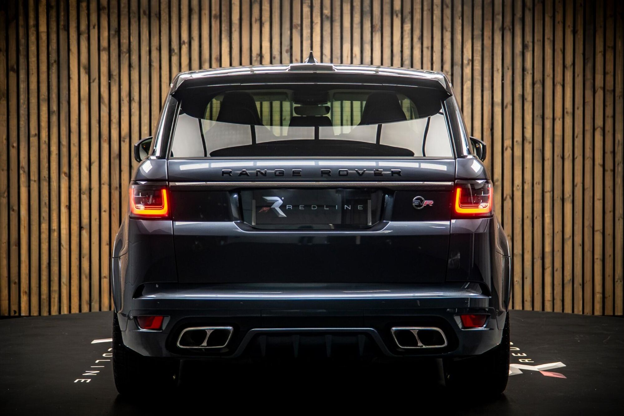 LAND ROVER RANGE ROVER SPORT ESTATE 5.0 P575 S/C SVR 5dr Auto for sale UK - Slide 6