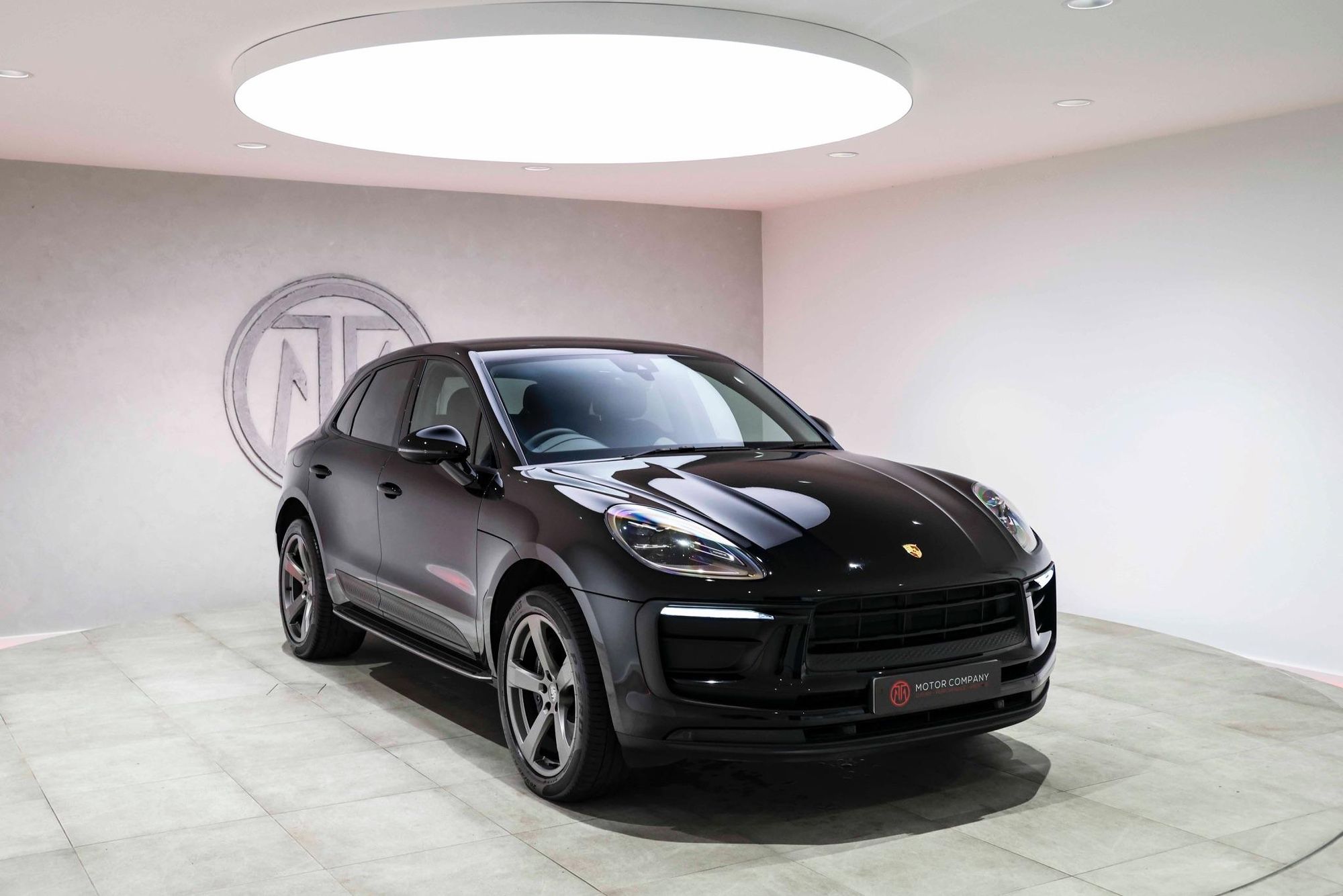 PORSCHE MACAN ESTATE 5dr PDK for sale UK - Slide 5