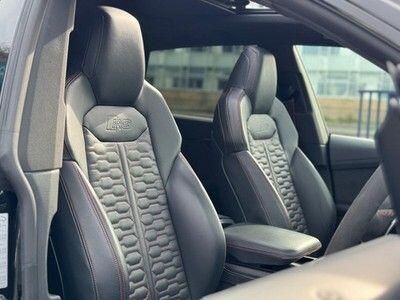 AUDI Q8 ESTATE SQ8 TFSI Quattro Vorsprung 5dr Tiptronic for sale UK - Slide 3