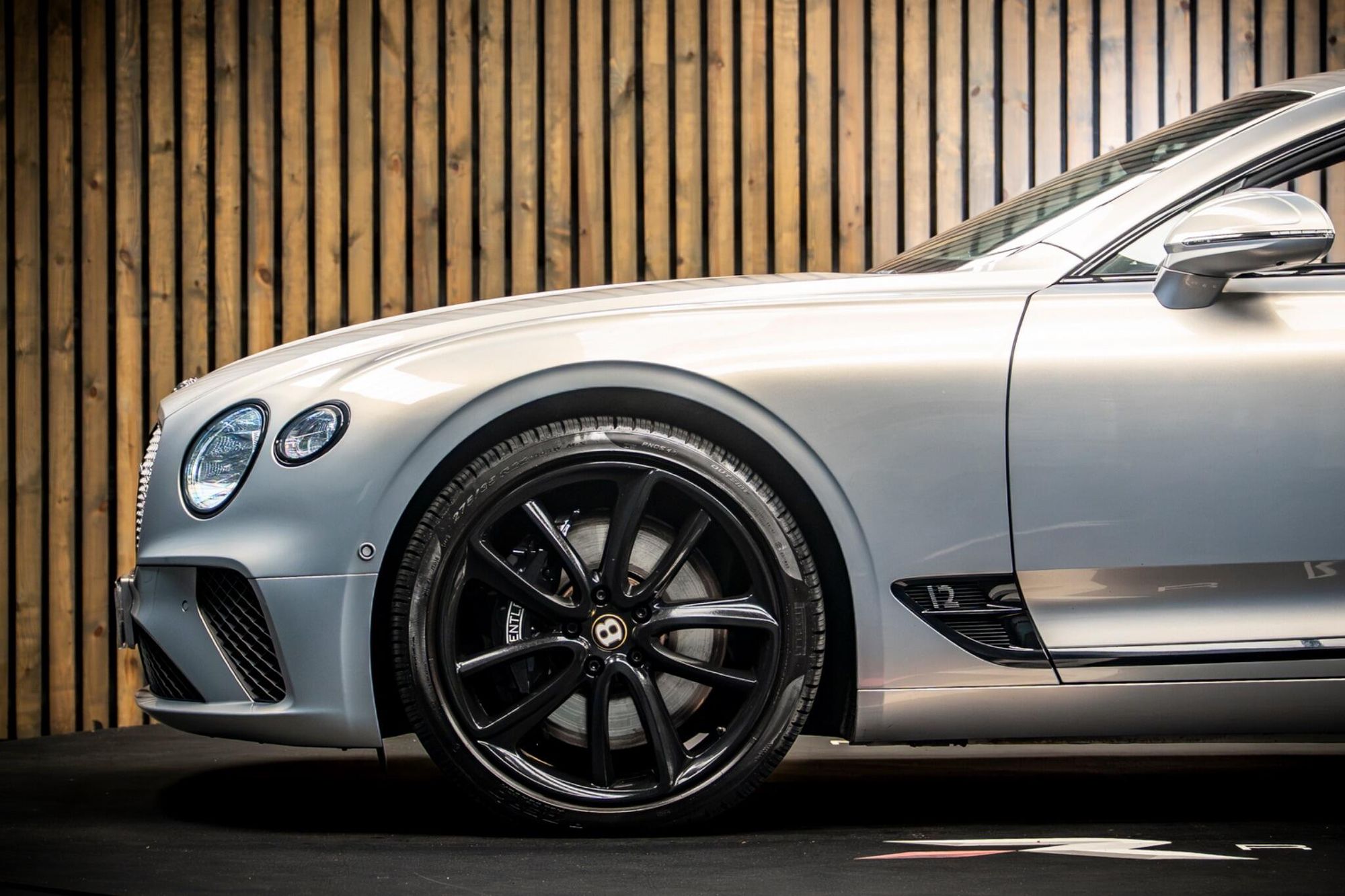 BENTLEY CONTINENTAL GT COUPE 6.0 W12 2dr Auto for sale UK - Slide 9