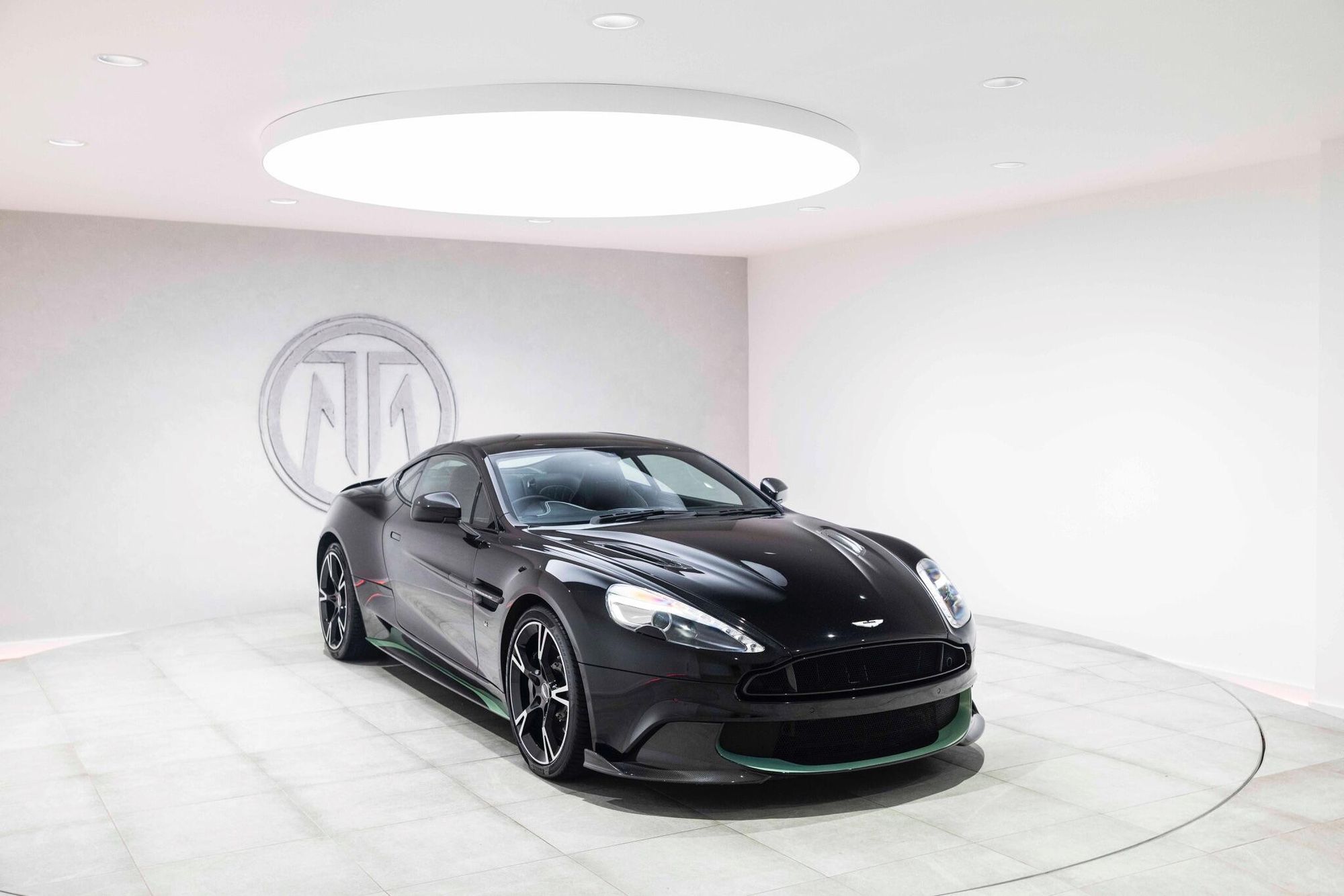 ASTON MARTIN VANQUISH COUPE V12 [595] S 2+0 2dr Touchtronic Auto for sale UK - Slide 5
