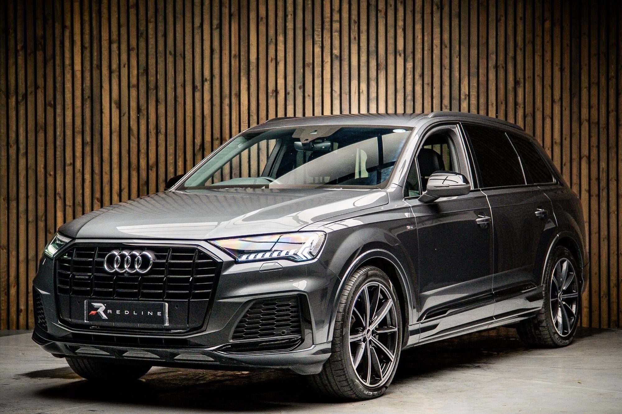 AUDI Q7 ESTATE 55 TFSI Quattro Black Edition 5dr Tiptronic for sale UK - Slide 8