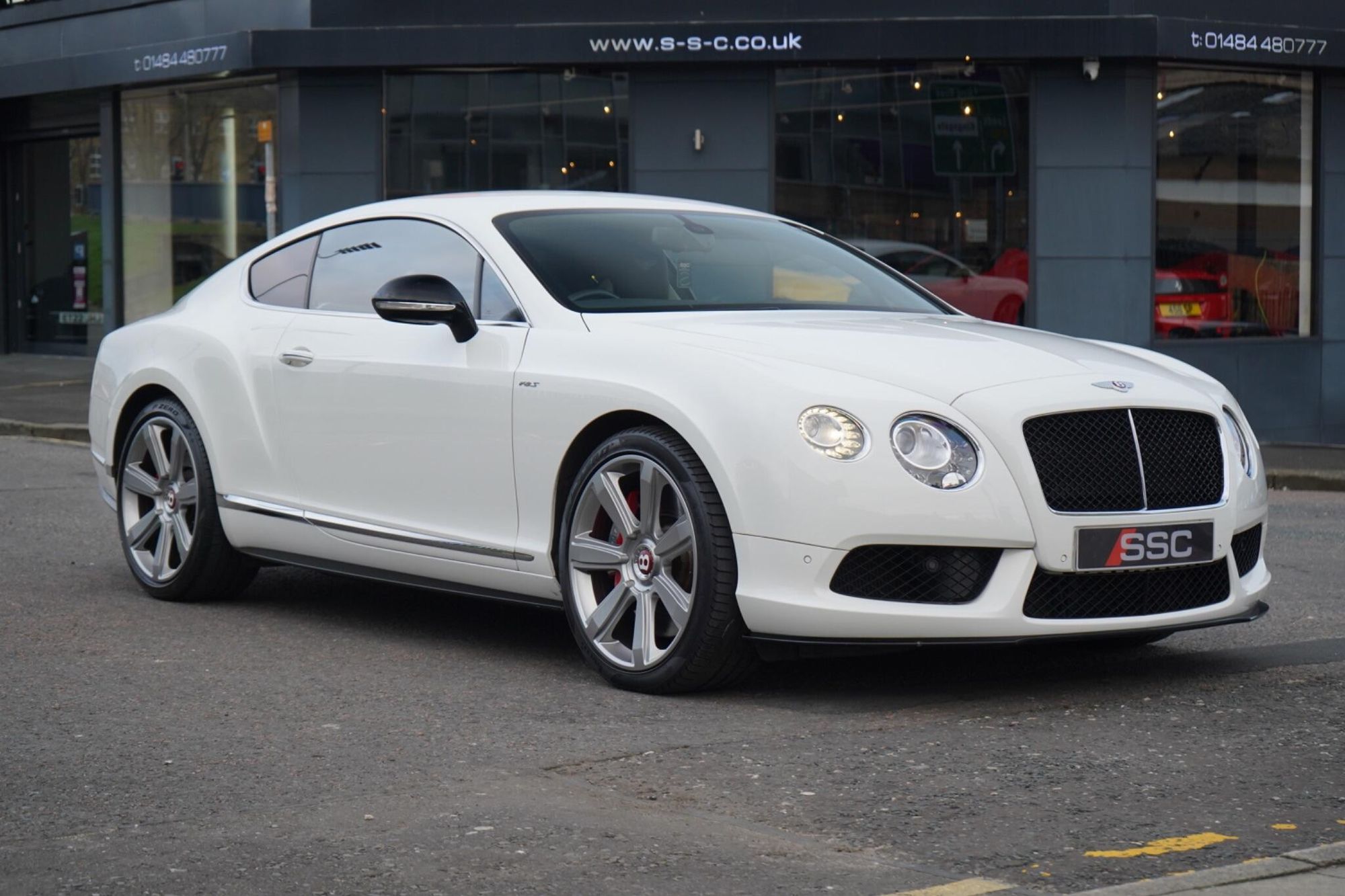 BENTLEY CONTINENTAL GT COUPE 4.0 V8 2dr Auto for sale UK - Slide 4