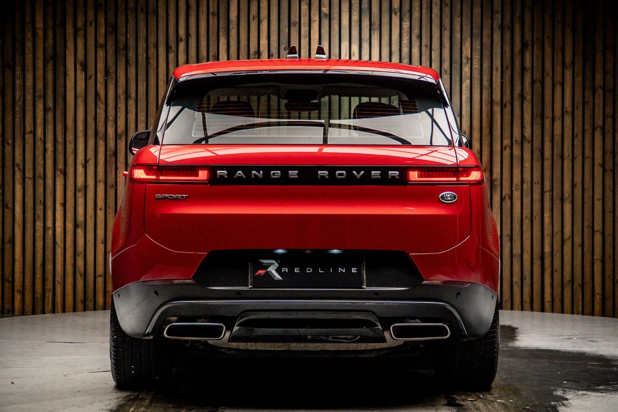 LAND ROVER RANGE ROVER SPORT ESTATE 3.0 P440e SE 5dr Auto for sale UK - Slide 5