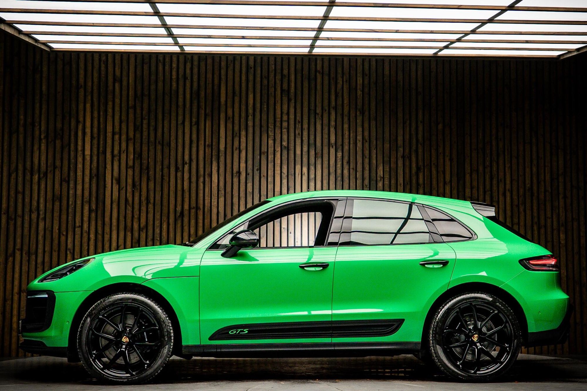 PORSCHE MACAN ESTATE GTS 5dr PDK for sale UK - Slide 7