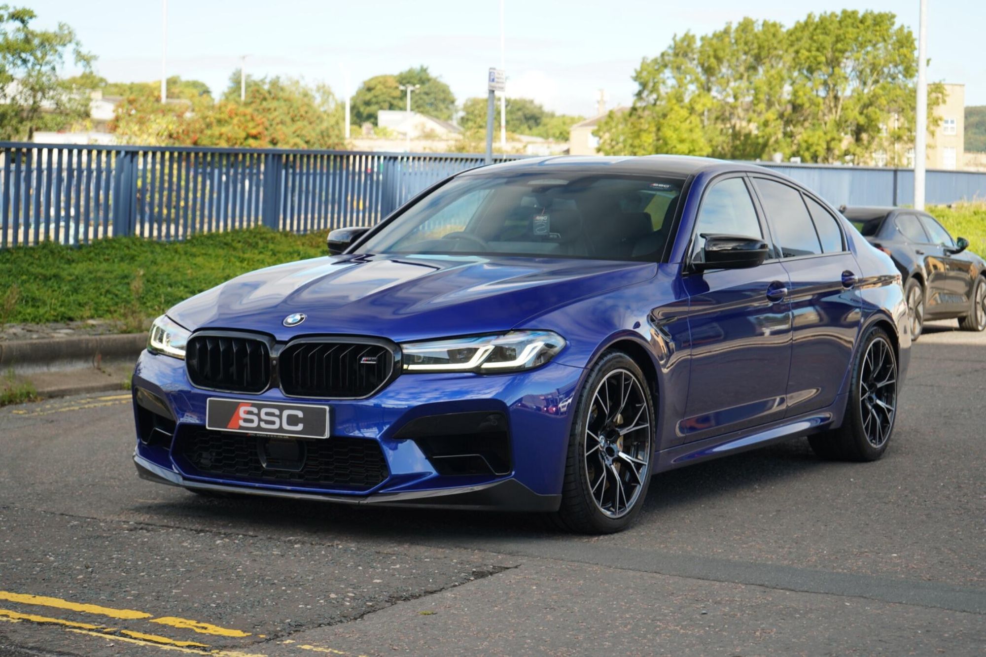 BMW M5 SALOON M5 Competition 4dr DCT for sale UK - Slide 7