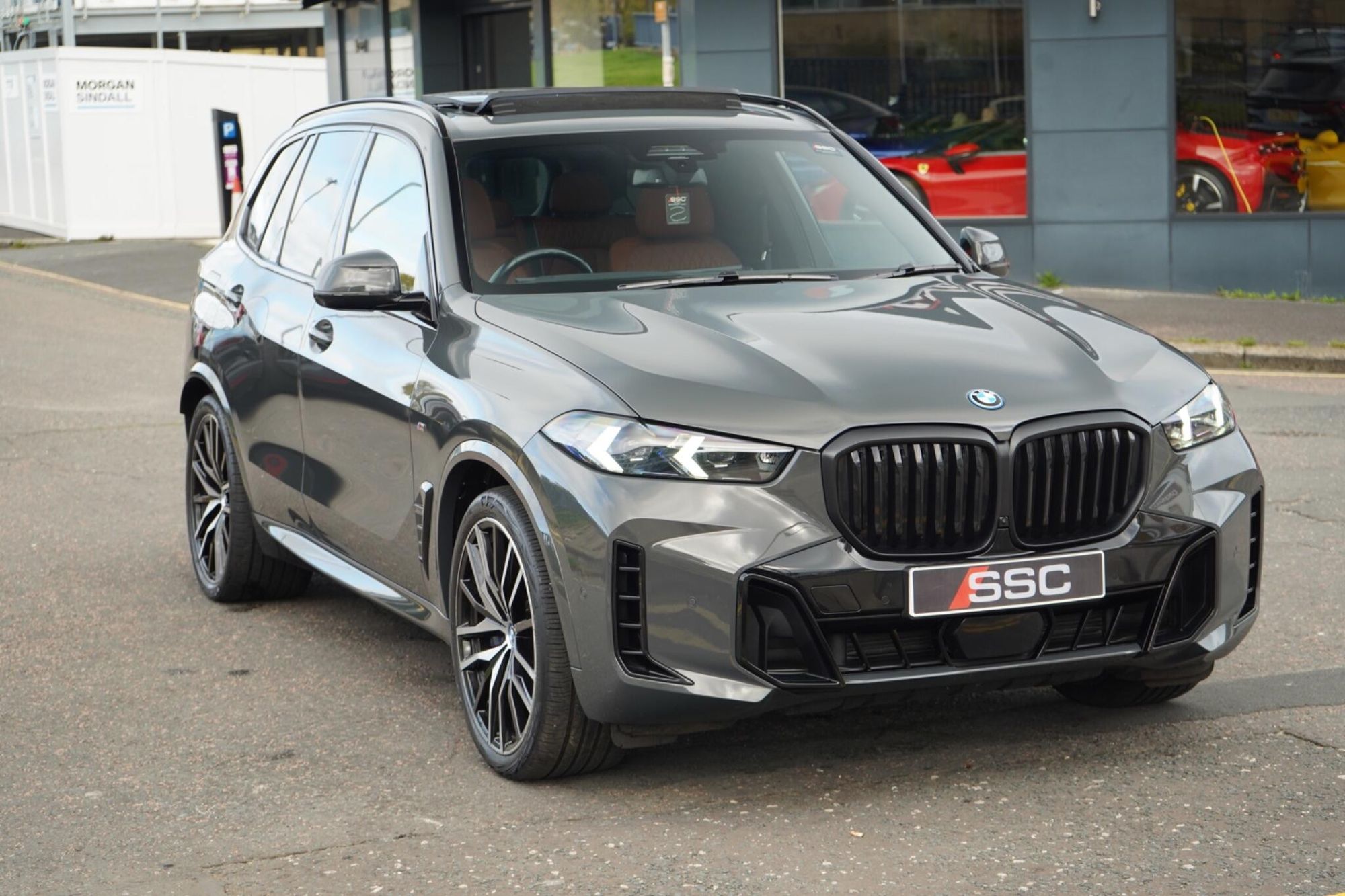 BMW X5 ESTATE xDrive50e M Sport 5dr Auto for sale UK - Slide 5