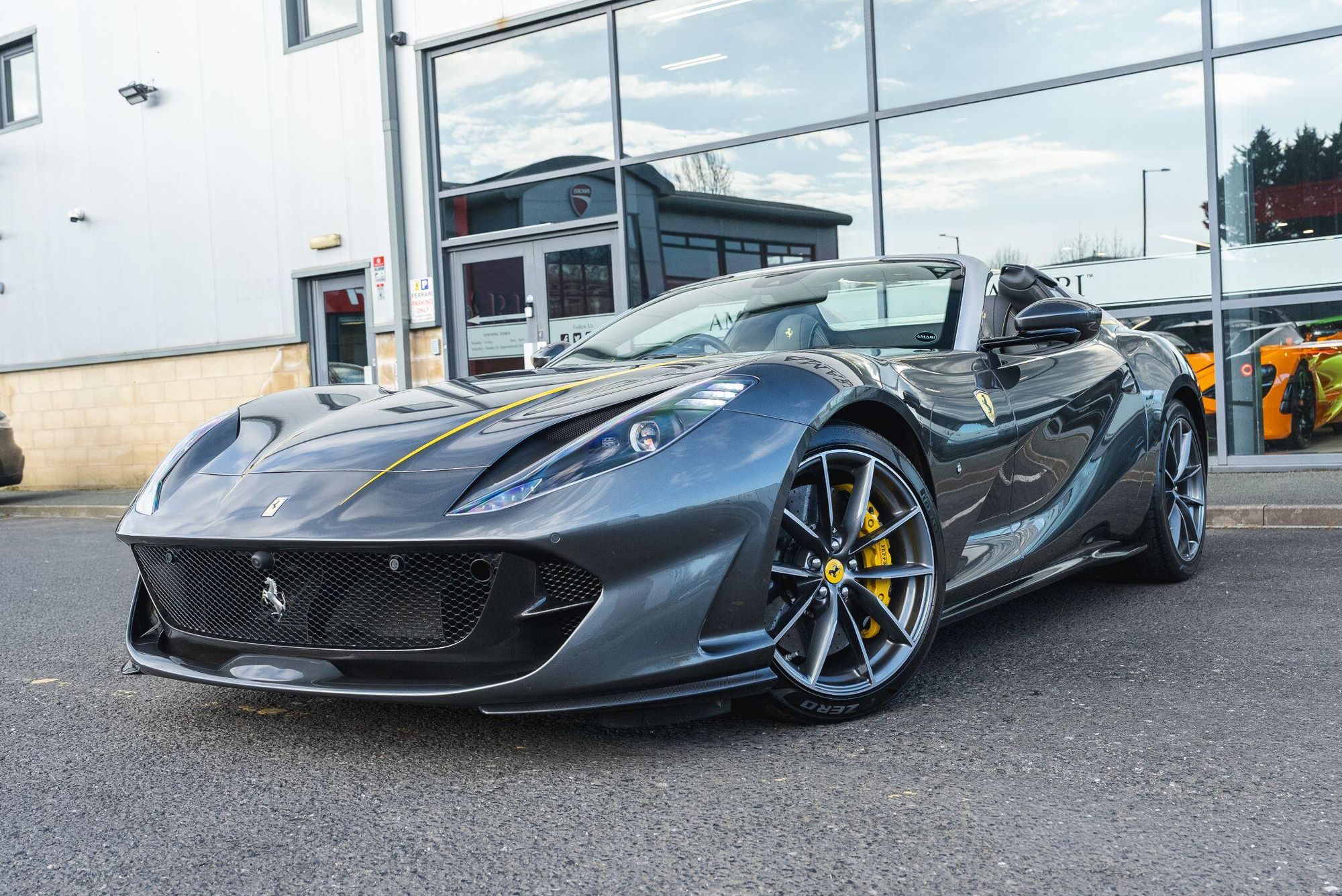 FERRARI 812 SUPERFAST GTS 2dr Auto for sale UK - Slide 3