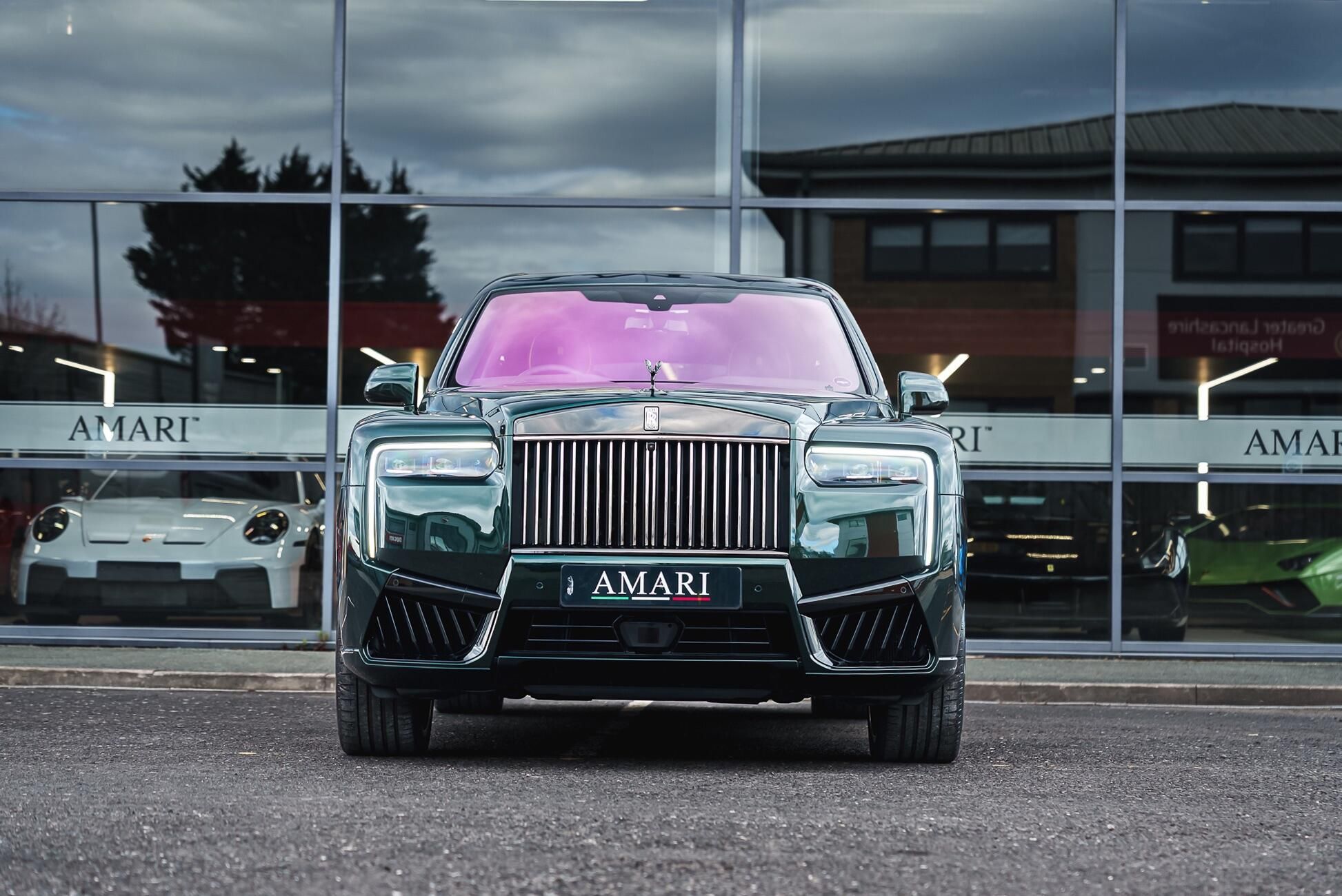 ROLLS-ROYCE CULLINAN ESTATE II Black Badge 5dr Auto for sale UK - Slide 2
