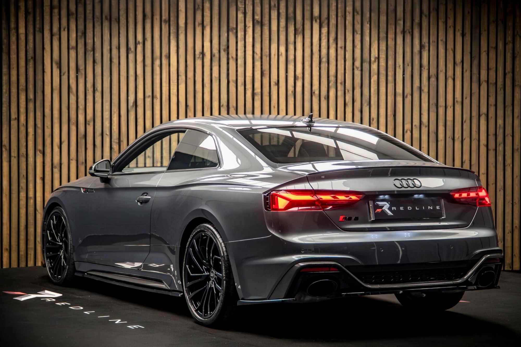 AUDI RS5 RS 5 COUPE RS 5 TFSI Quattro Carbon Black 2dr Tiptronic for sale UK - Slide 3