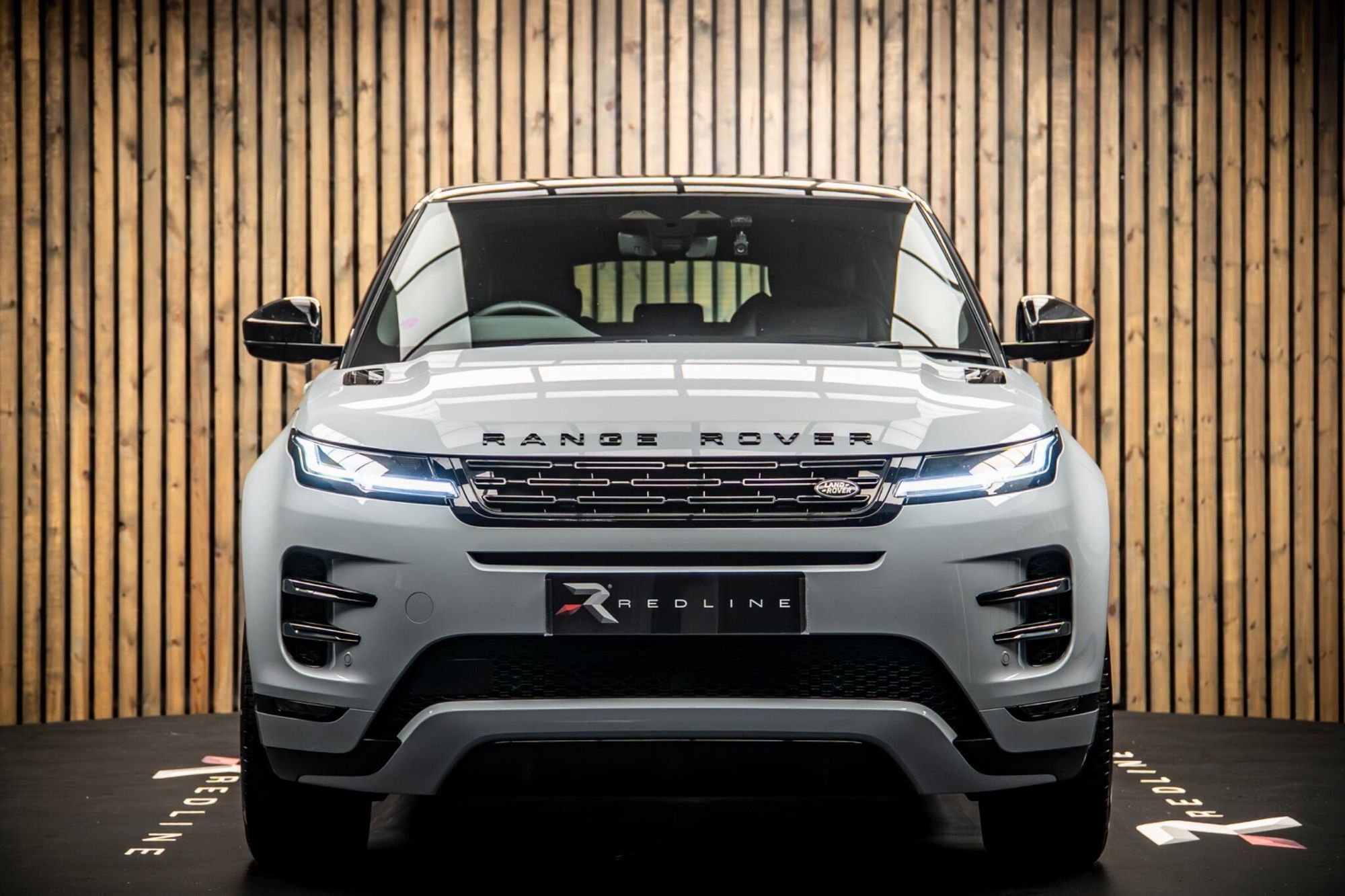 LAND ROVER RANGE ROVER EVOQUE HATCHBACK 2.0 P200 Dynamic HSE 5dr Auto for sale UK - Slide 5
