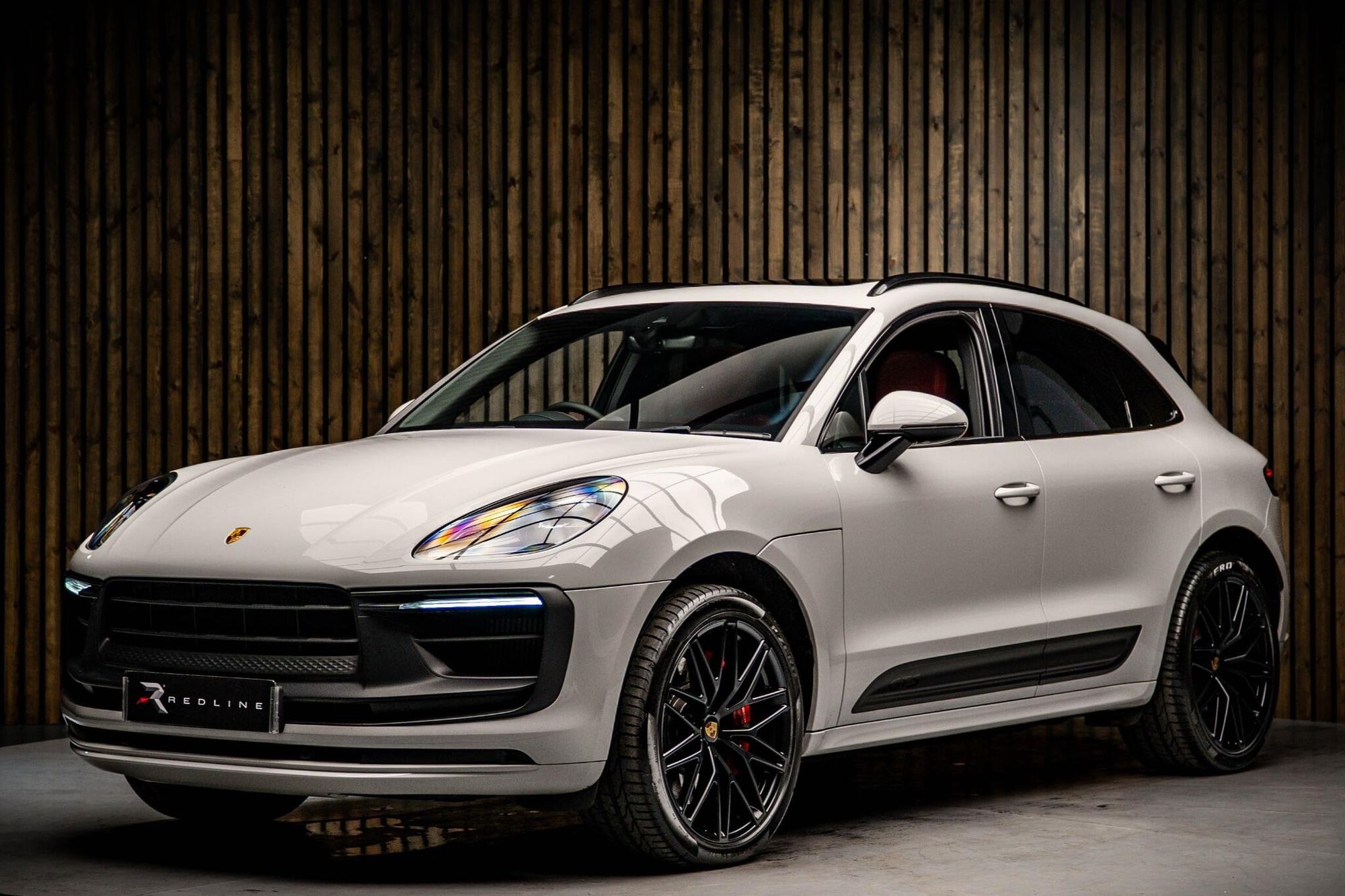 PORSCHE MACAN ESTATE GTS 5dr PDK for sale UK - Slide 8