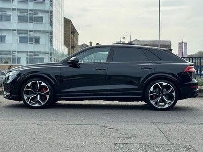 AUDI Q8 ESTATE SQ8 TFSI Quattro Vorsprung 5dr Tiptronic for sale UK - Slide 8