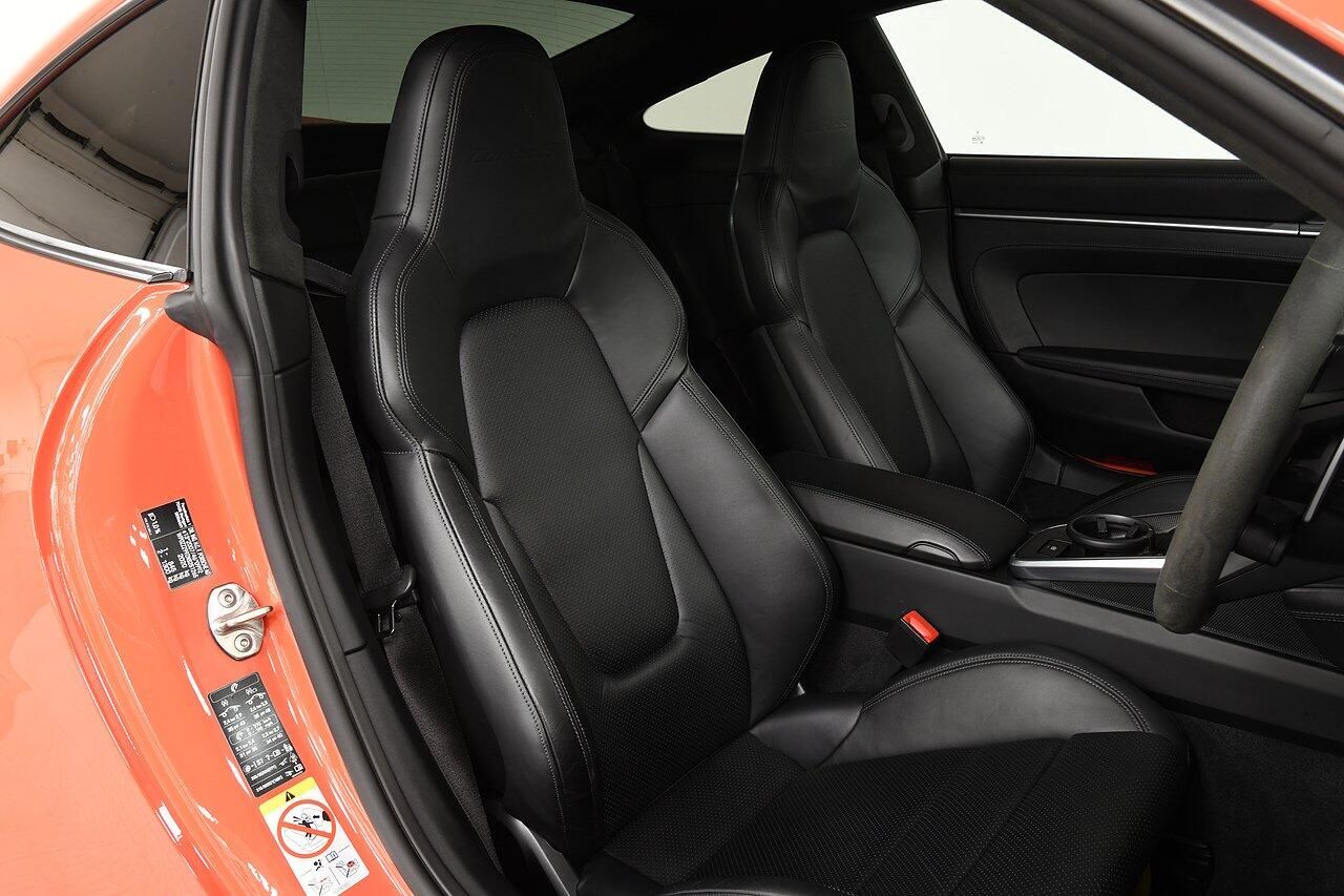 PORSCHE 911 [992] TURBO COUPE S 2dr PDK for sale UK - Slide 8