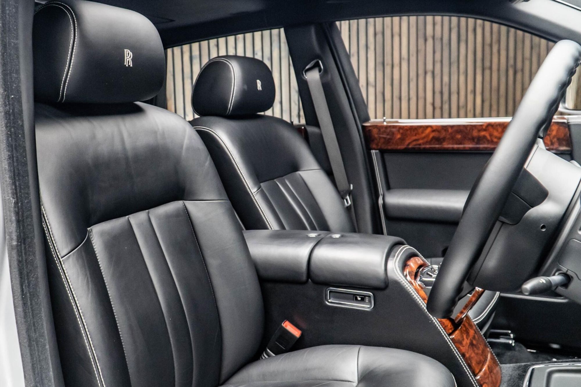 Rolls-Royce Phantom II Saloon 6.7 4 Door Auto for sale UK - Slide 2